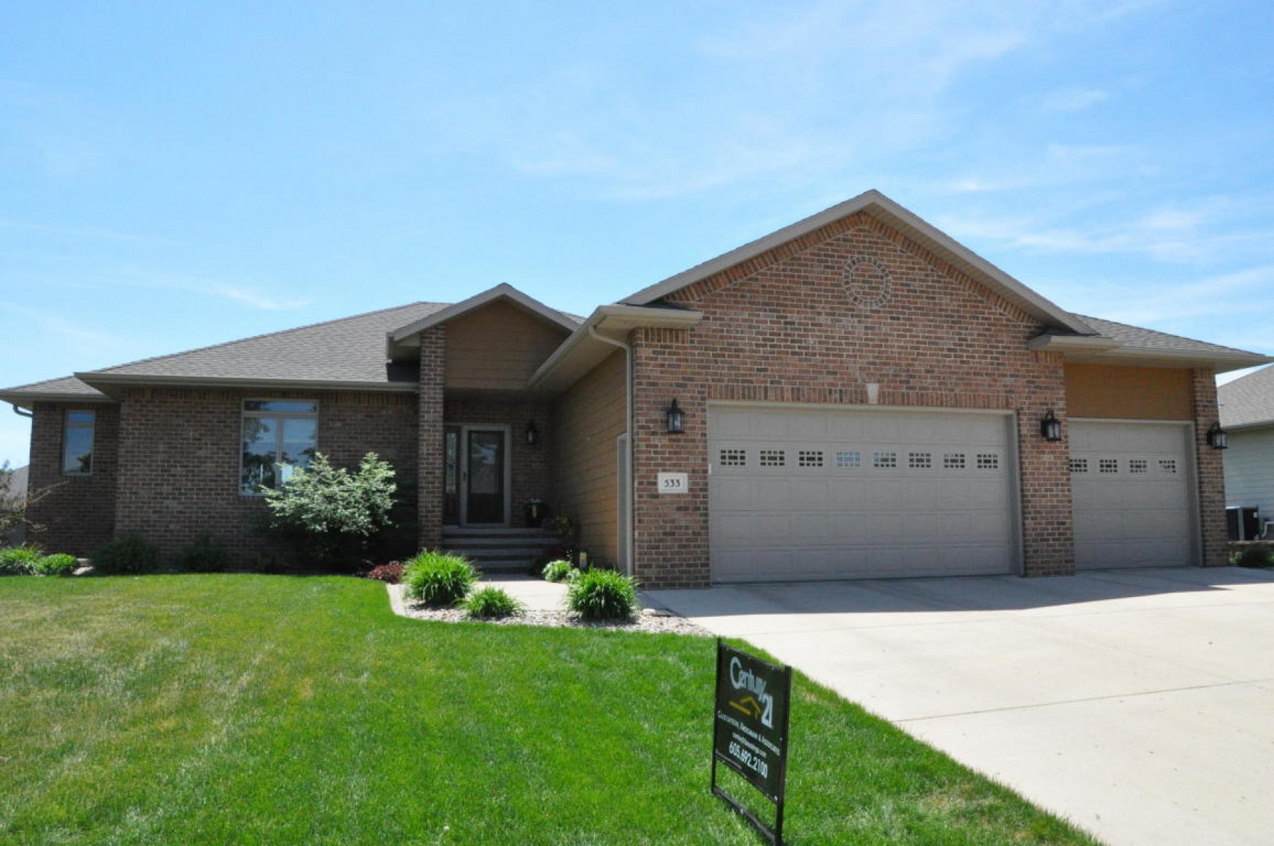 533 Summit Pass, Brookings, SD 57006