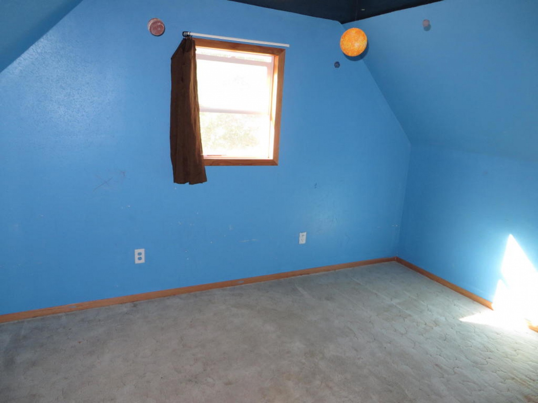 314 Spring Avenue N, Lake Preston, SD 57249