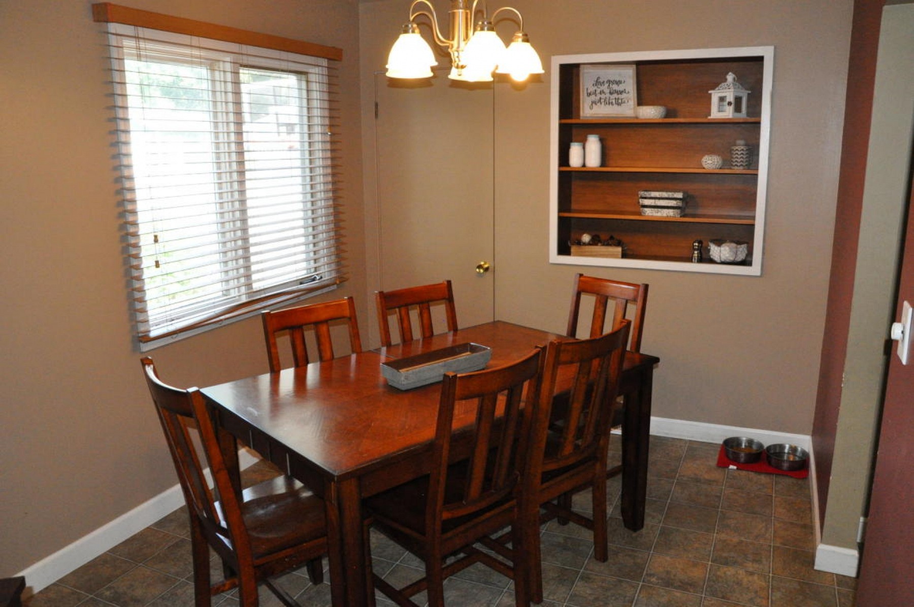 215 Lincoln Lane S, Brookings, SD 57006