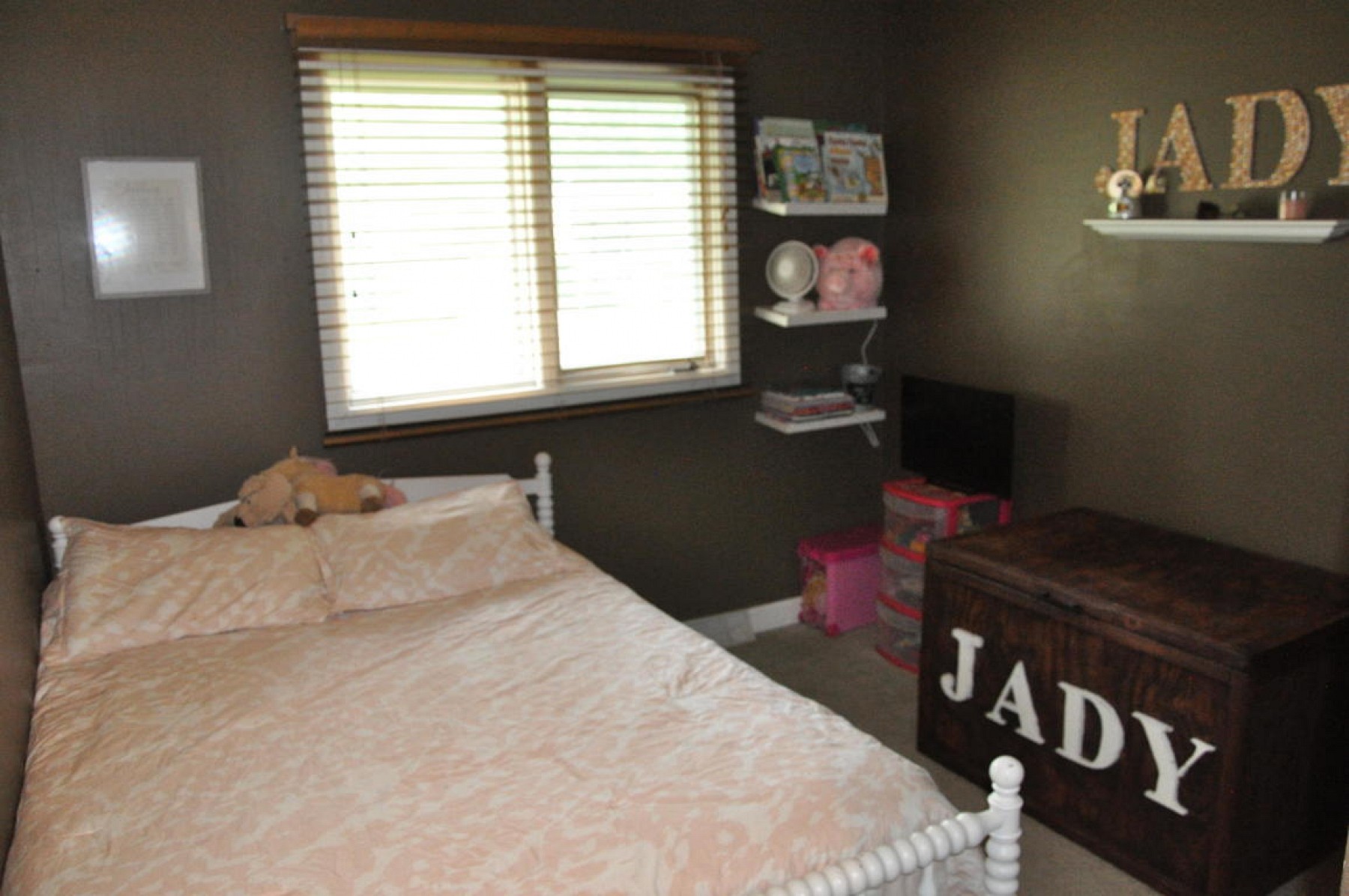 215 Lincoln Lane S, Brookings, SD 57006