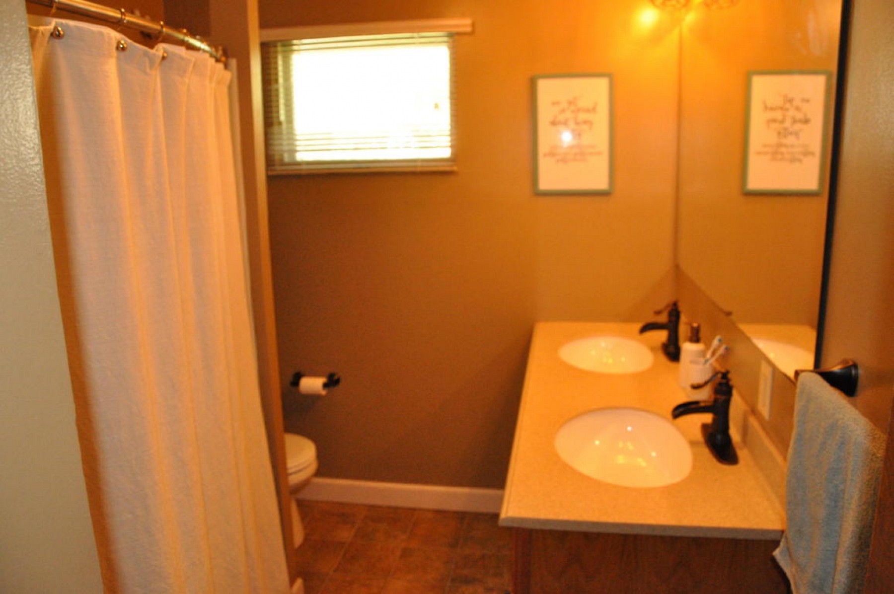 215 Lincoln Lane S, Brookings, SD 57006