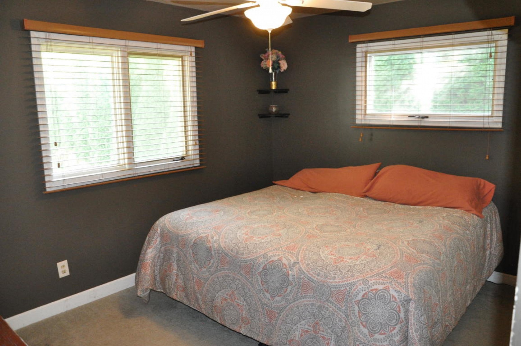 215 Lincoln Lane S, Brookings, SD 57006