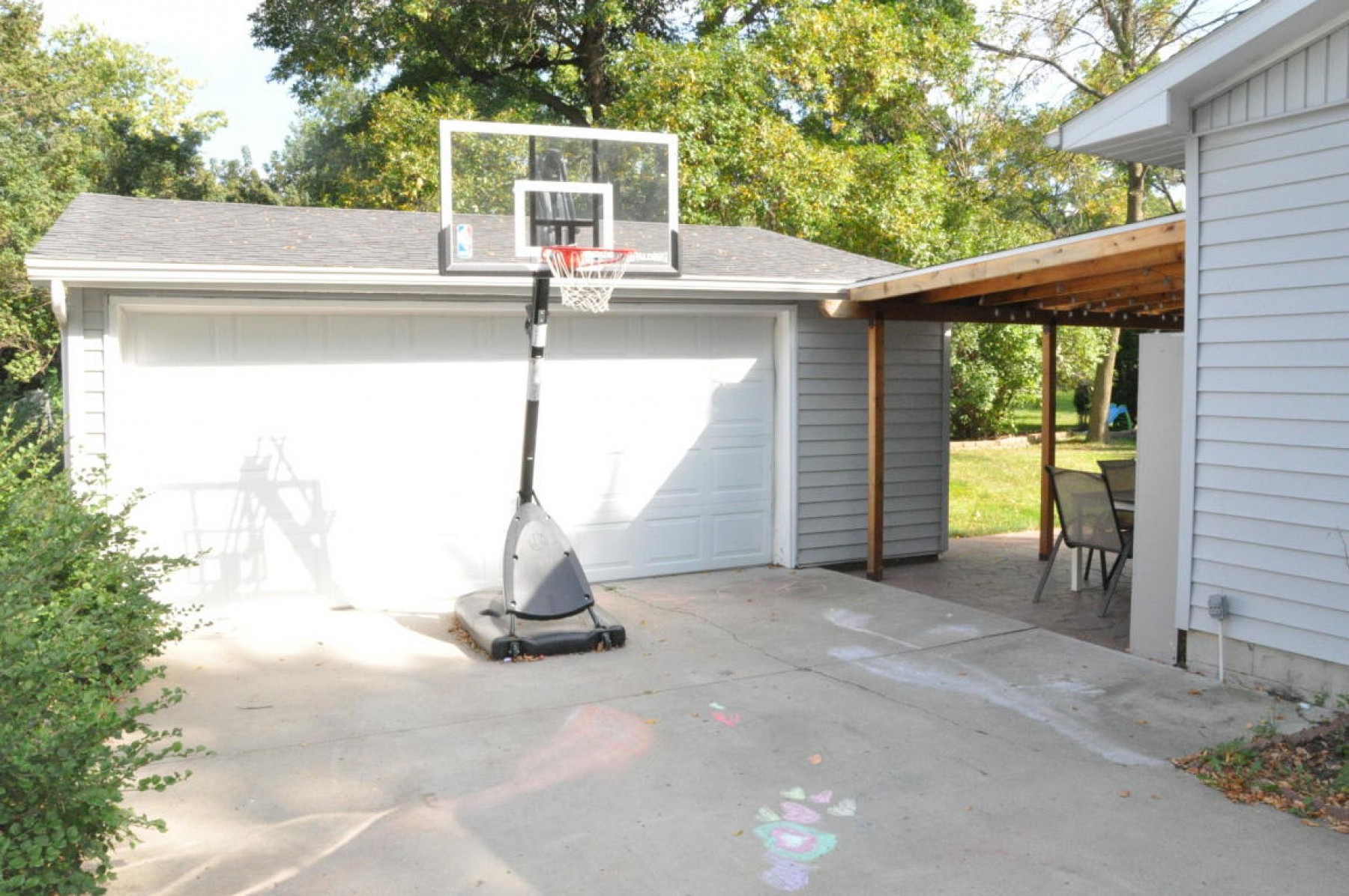 215 Lincoln Lane S, Brookings, SD 57006