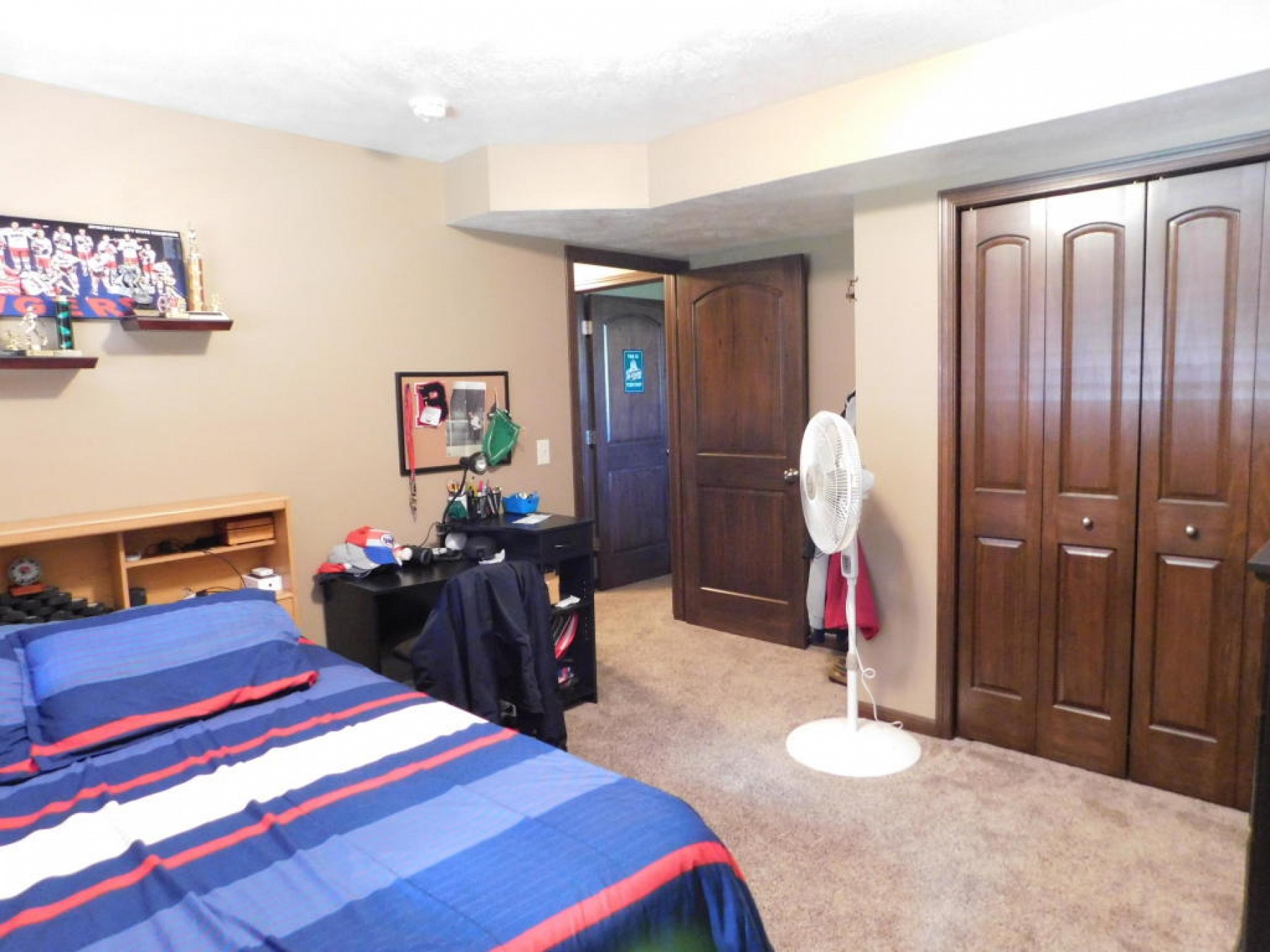 242 Blue Bell Circle, Brookings, SD 57006