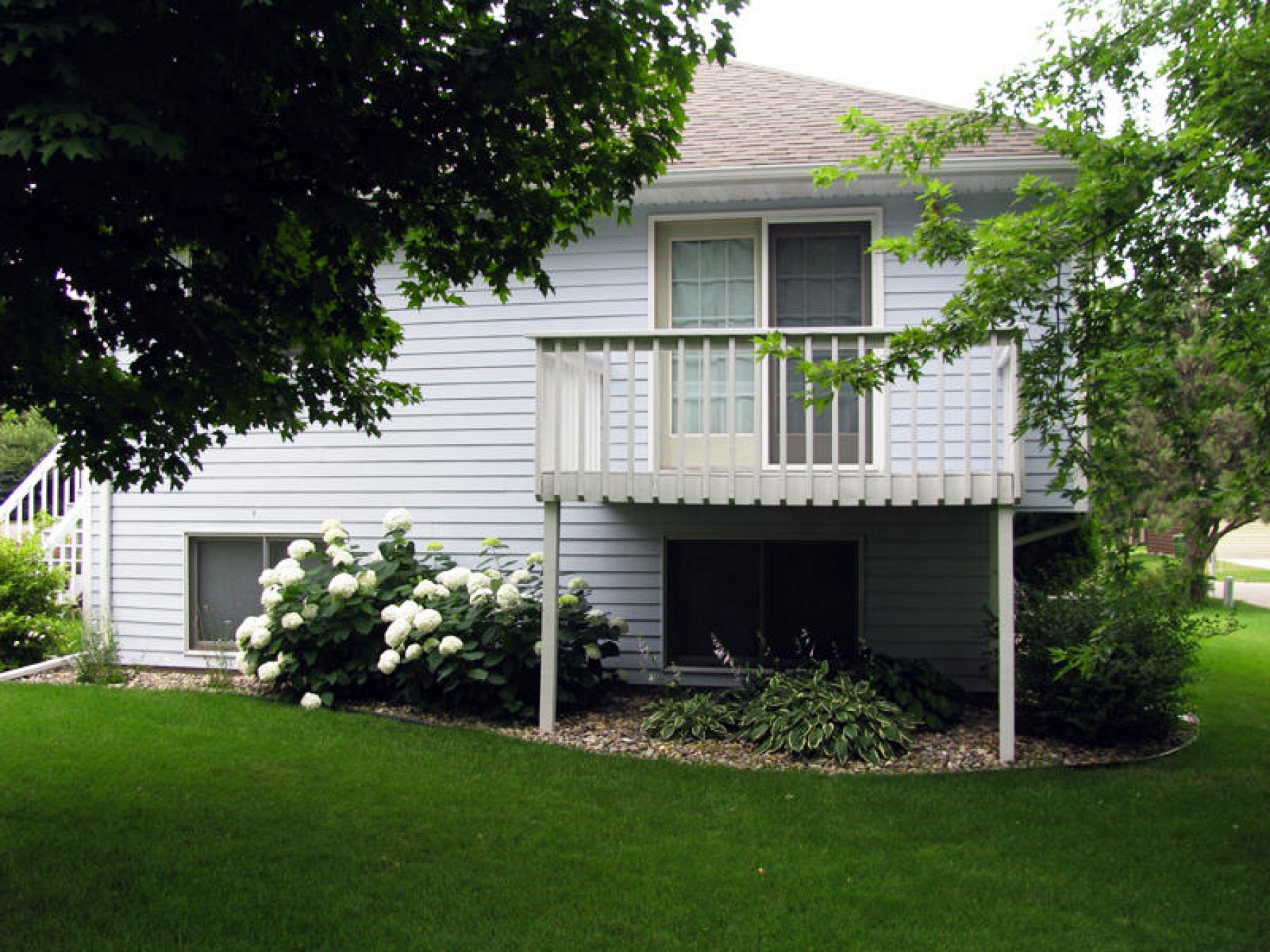 1804 Half Moon Road, Brookings, SD 57006