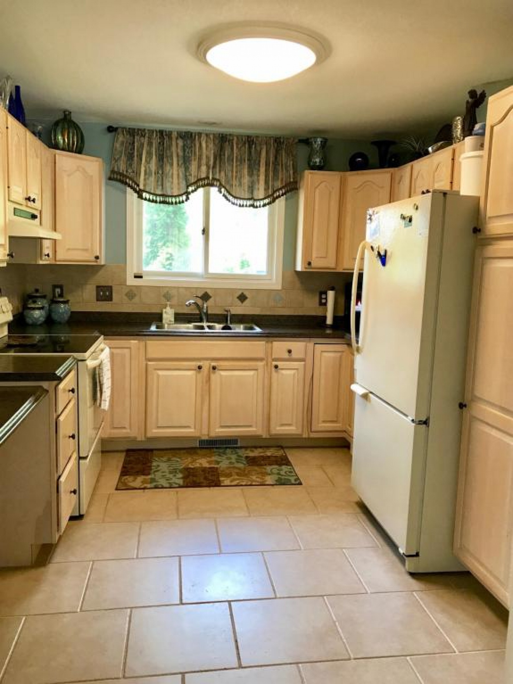 1804 Half Moon Road, Brookings, SD 57006