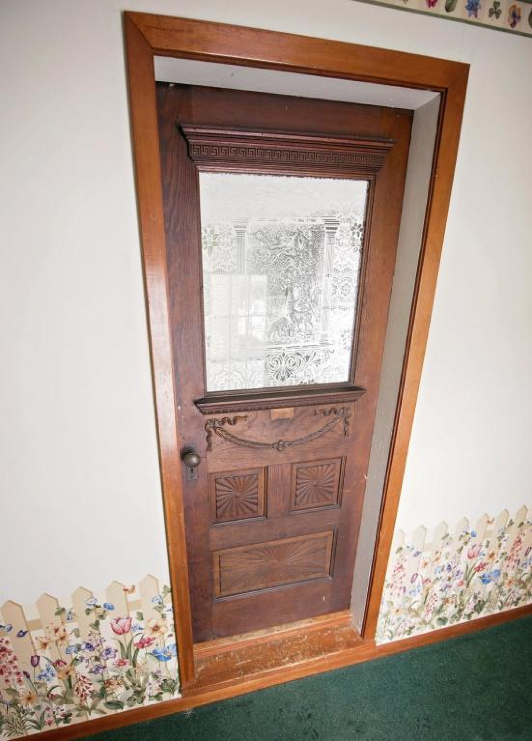 318 MARVIN Avenue, Volga, SD 57071