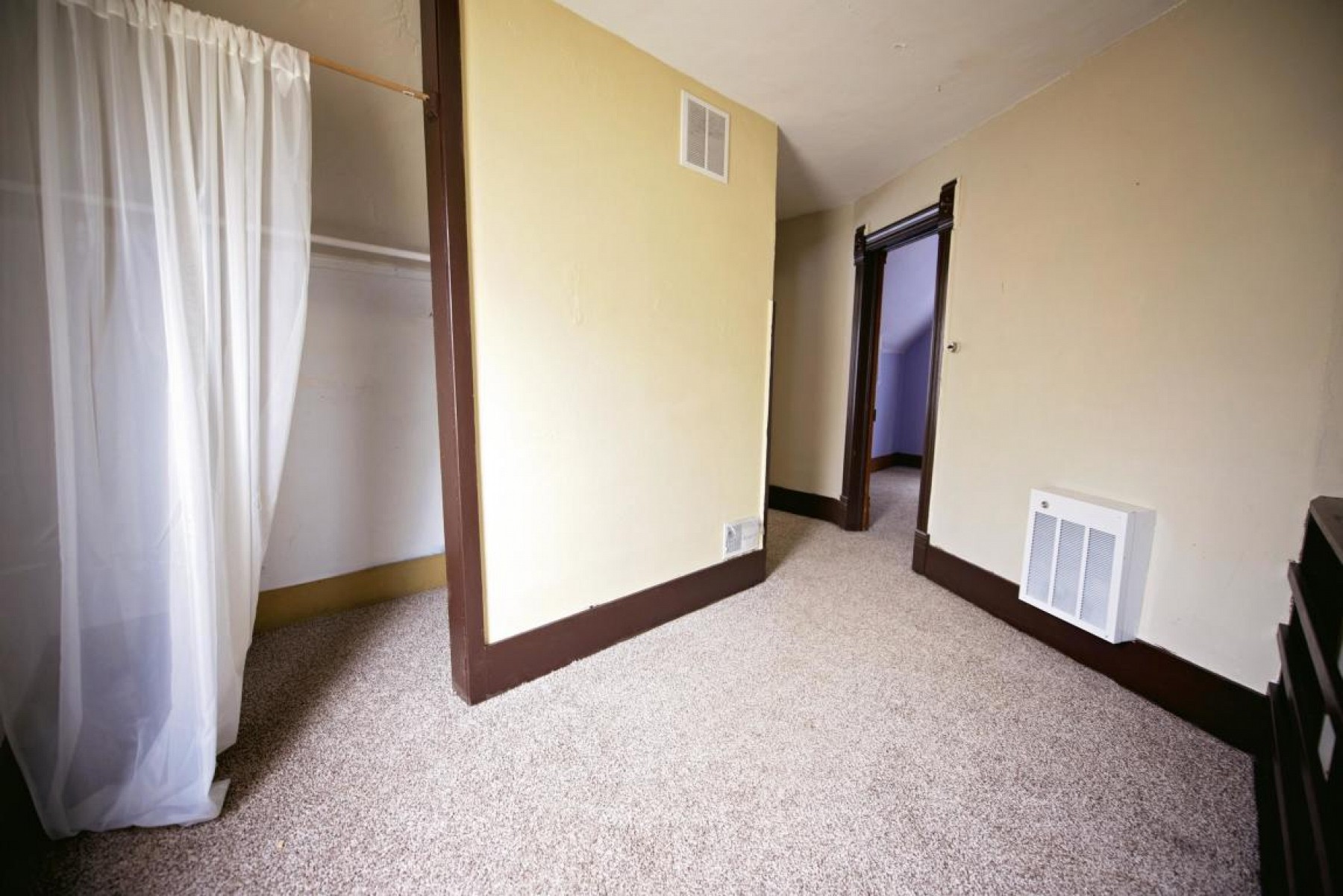 318 MARVIN Avenue, Volga, SD 57071