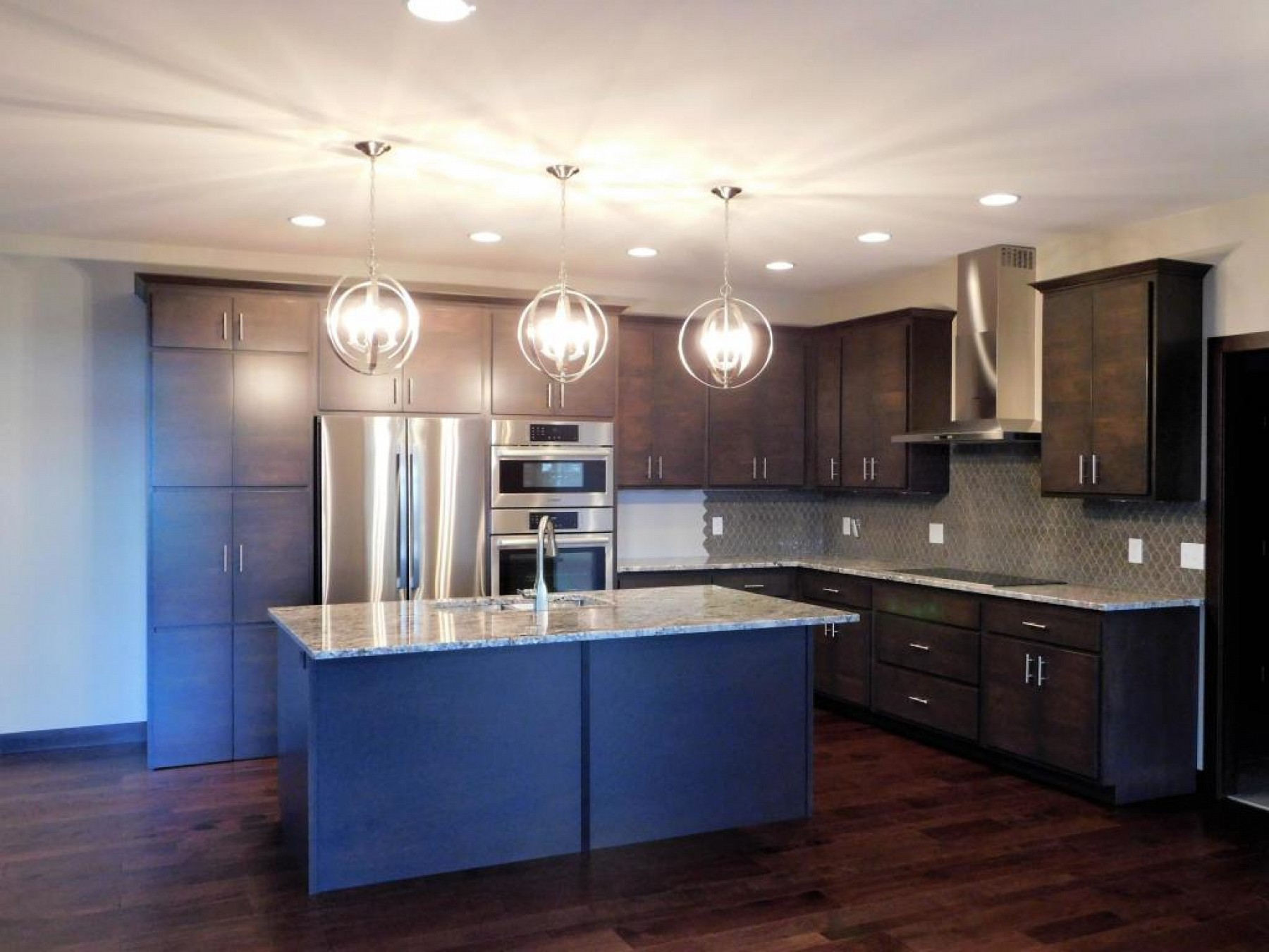 7160 Valley View Circle, Brookings, SD 57006