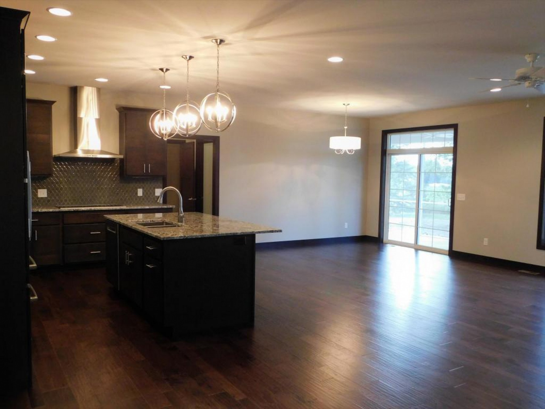 7160 Valley View Circle, Brookings, SD 57006