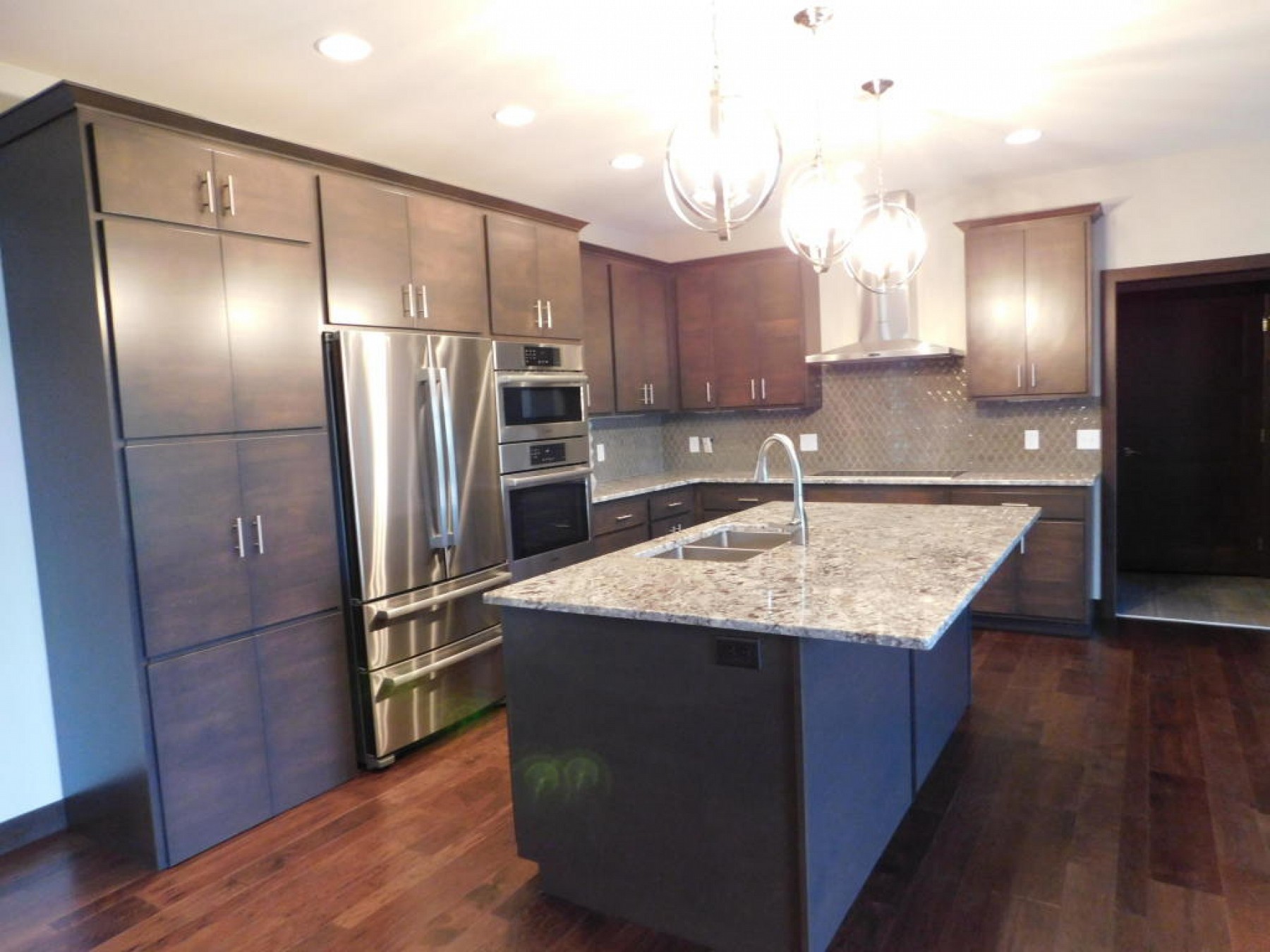 7160 Valley View Circle, Brookings, SD 57006