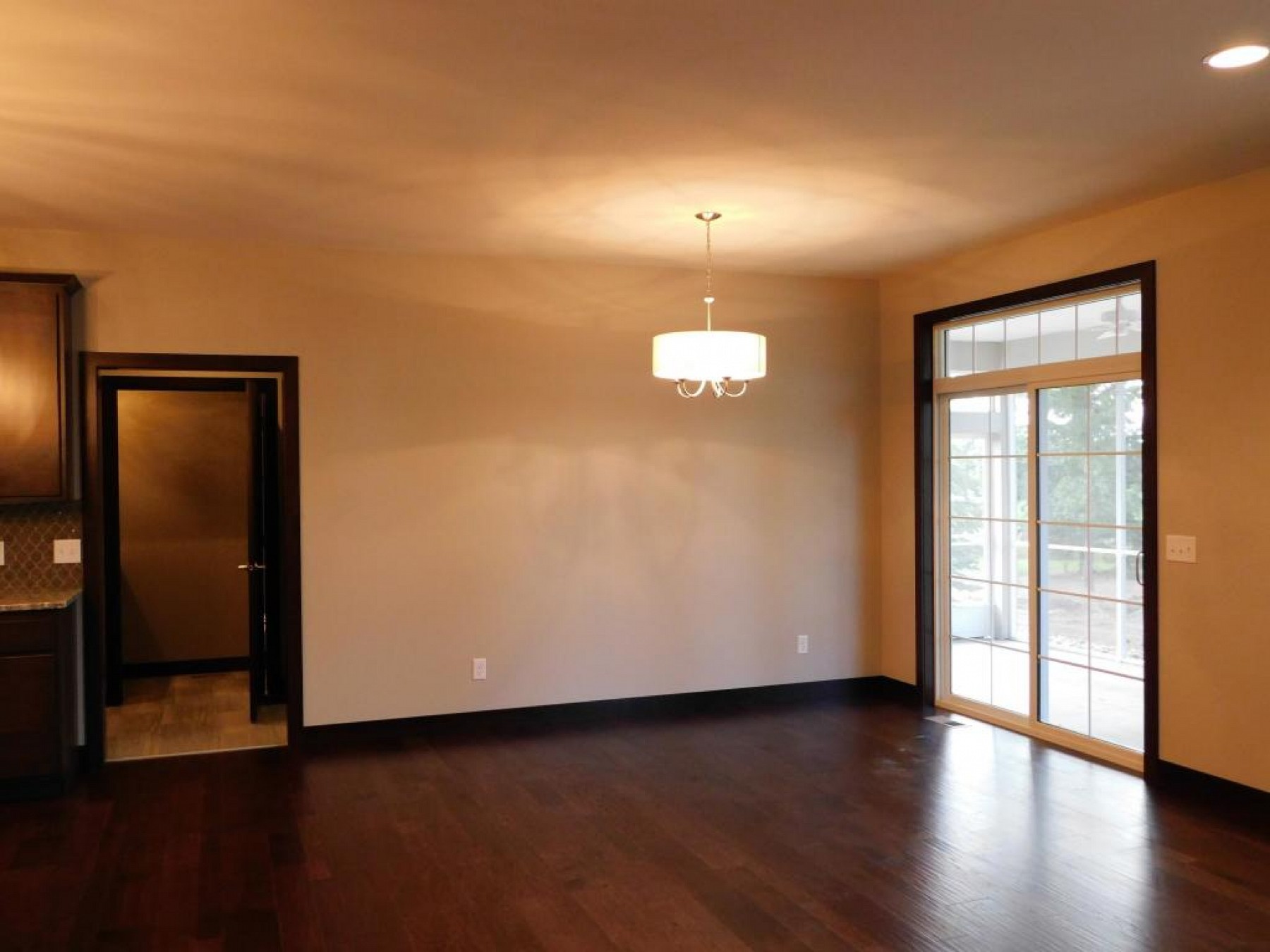 7160 Valley View Circle, Brookings, SD 57006