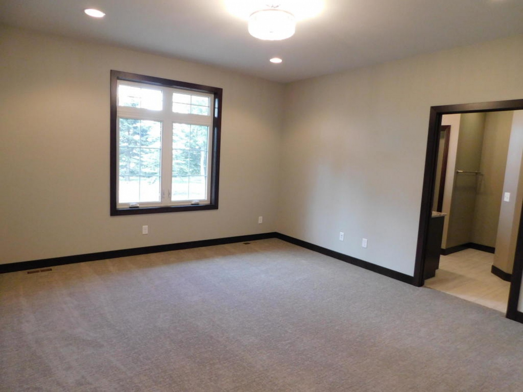 7160 Valley View Circle, Brookings, SD 57006