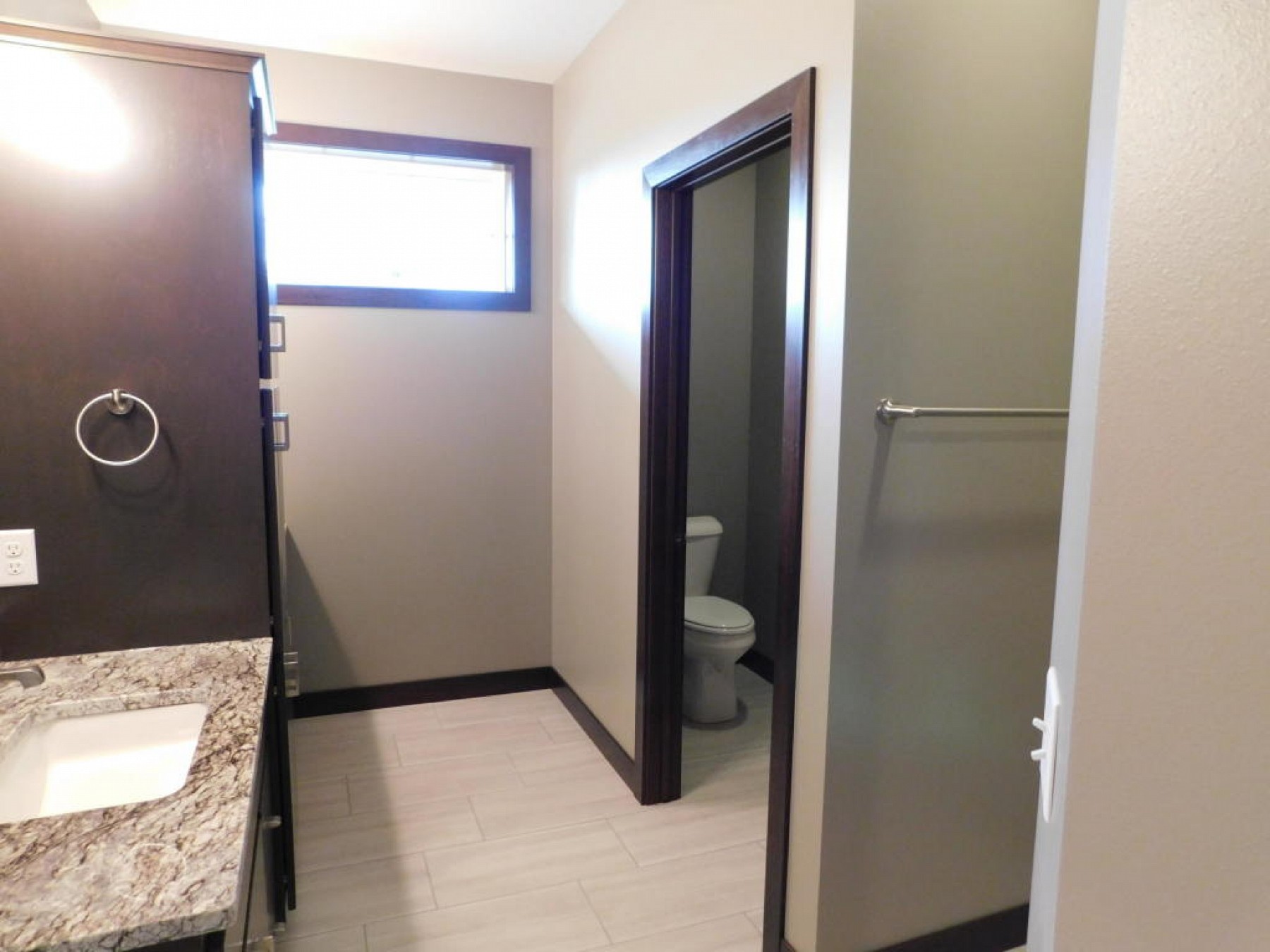 7160 Valley View Circle, Brookings, SD 57006