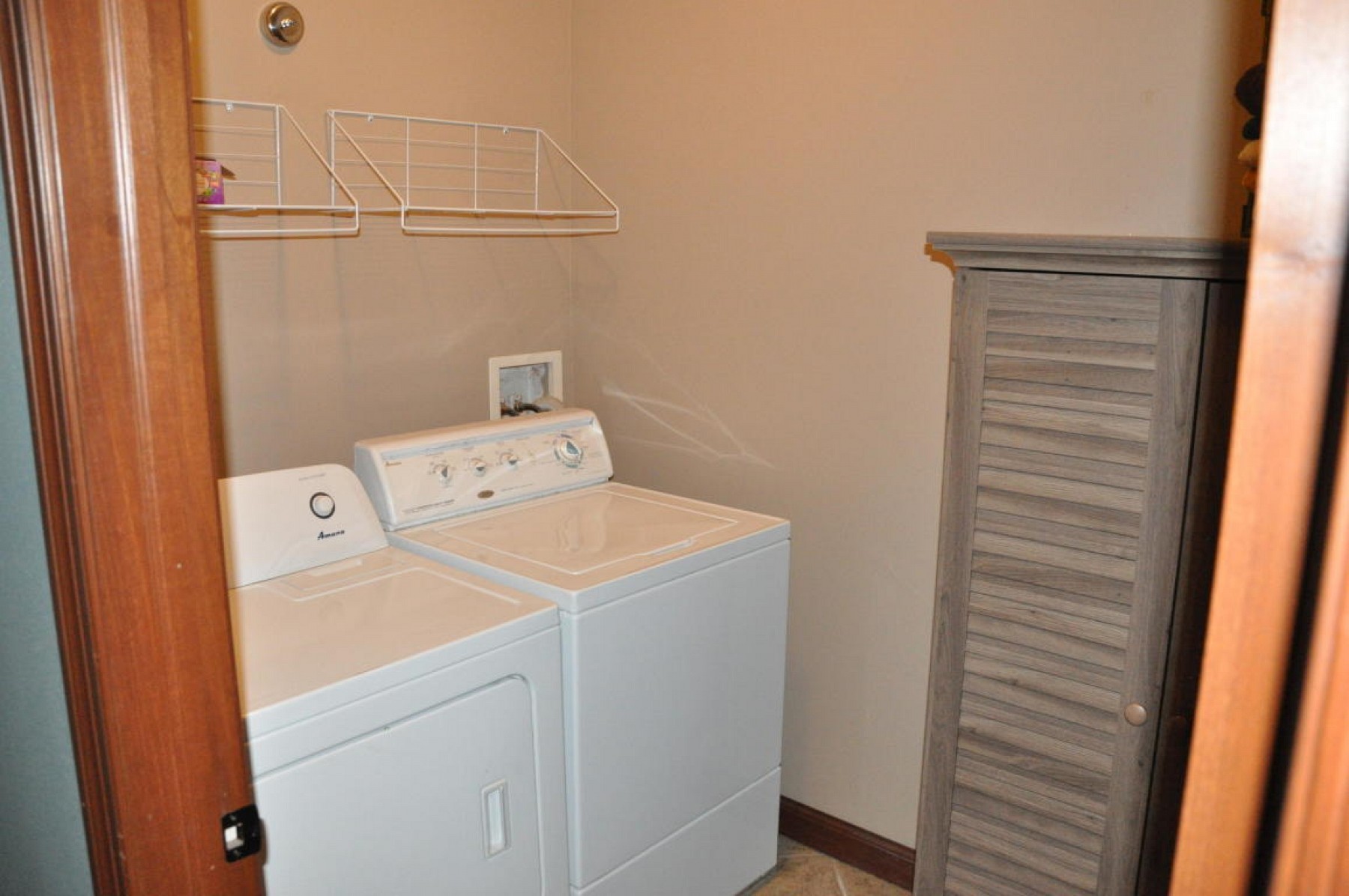 1102 Copper Mountain Road, Brookings, SD 57006