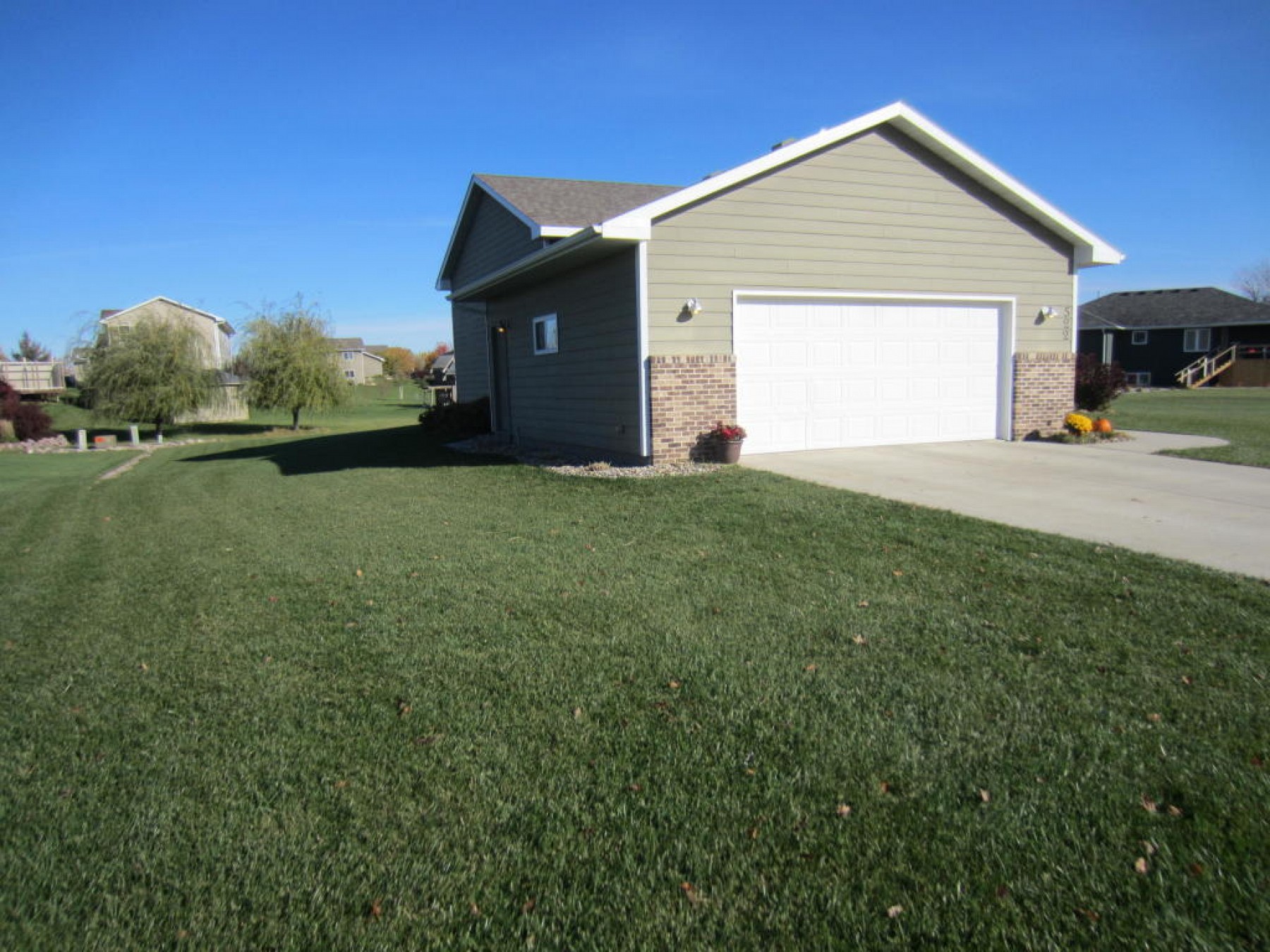 522 Copper Mountain Circle, Brookings, SD 57006