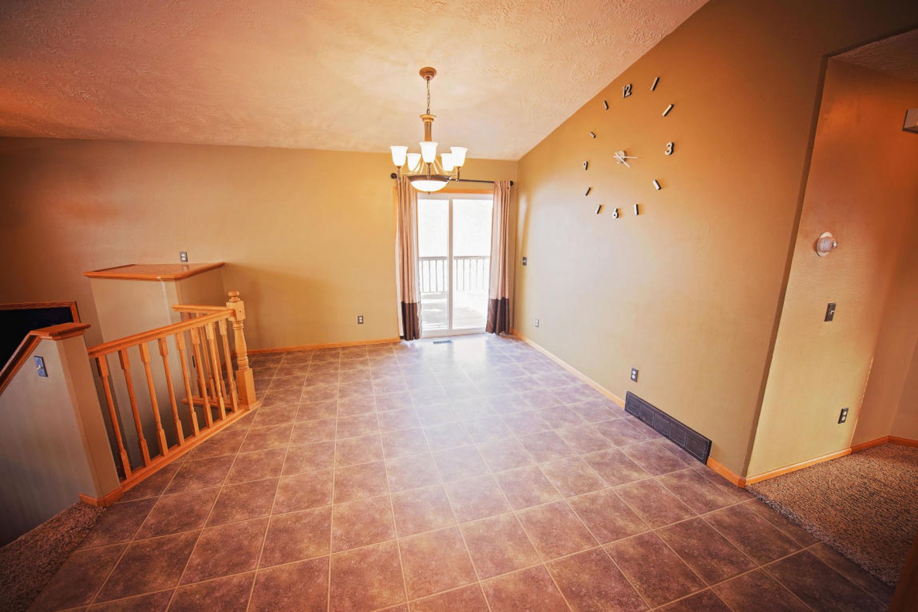 1034 Yorktown Drive, Brookings, SD 57006