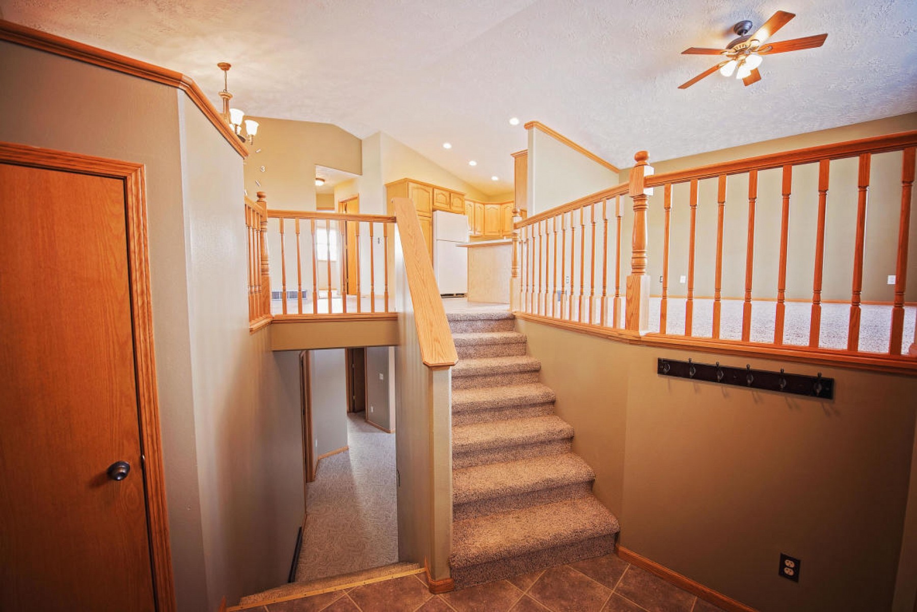 1034 Yorktown Drive, Brookings, SD 57006