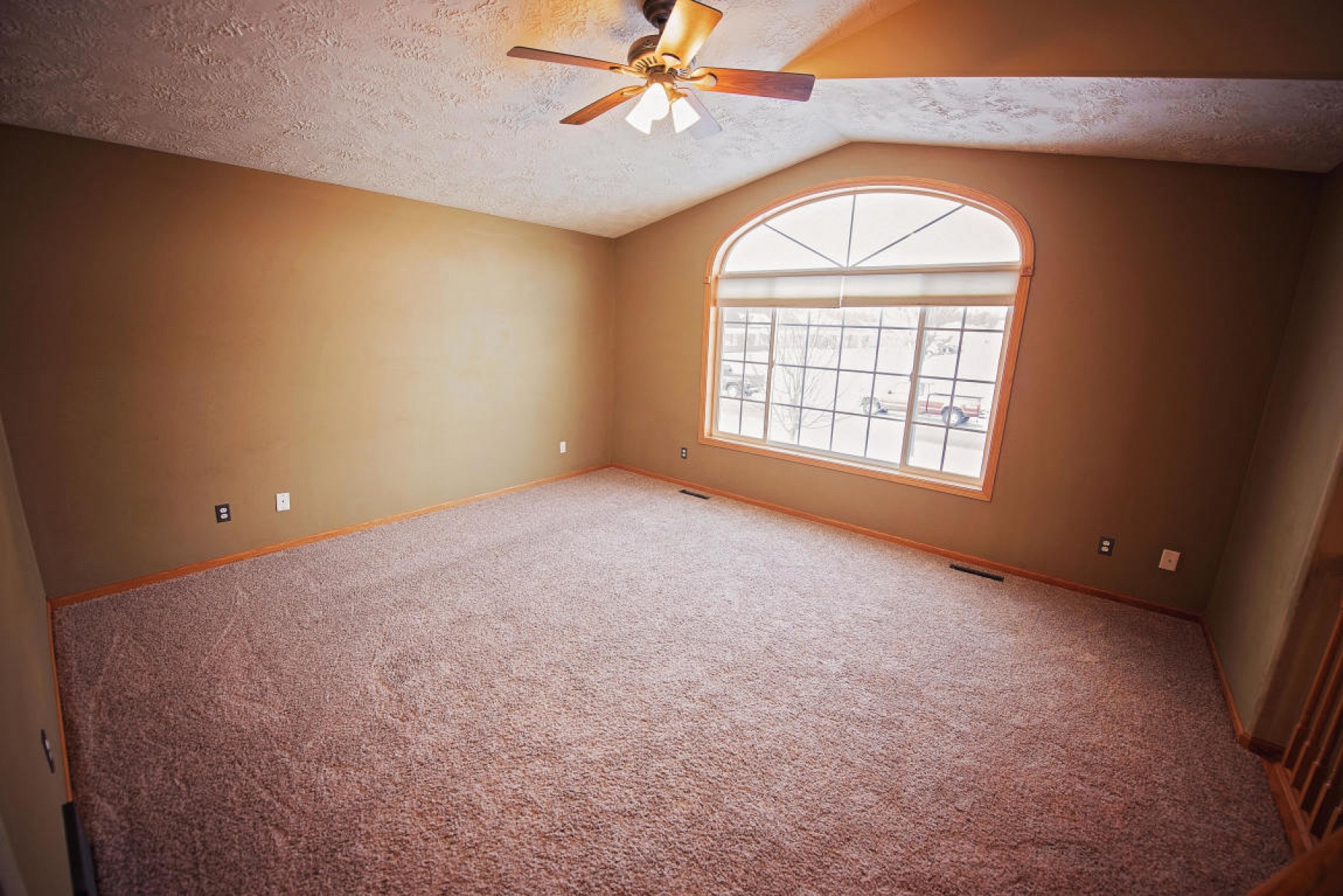 1034 Yorktown Drive, Brookings, SD 57006