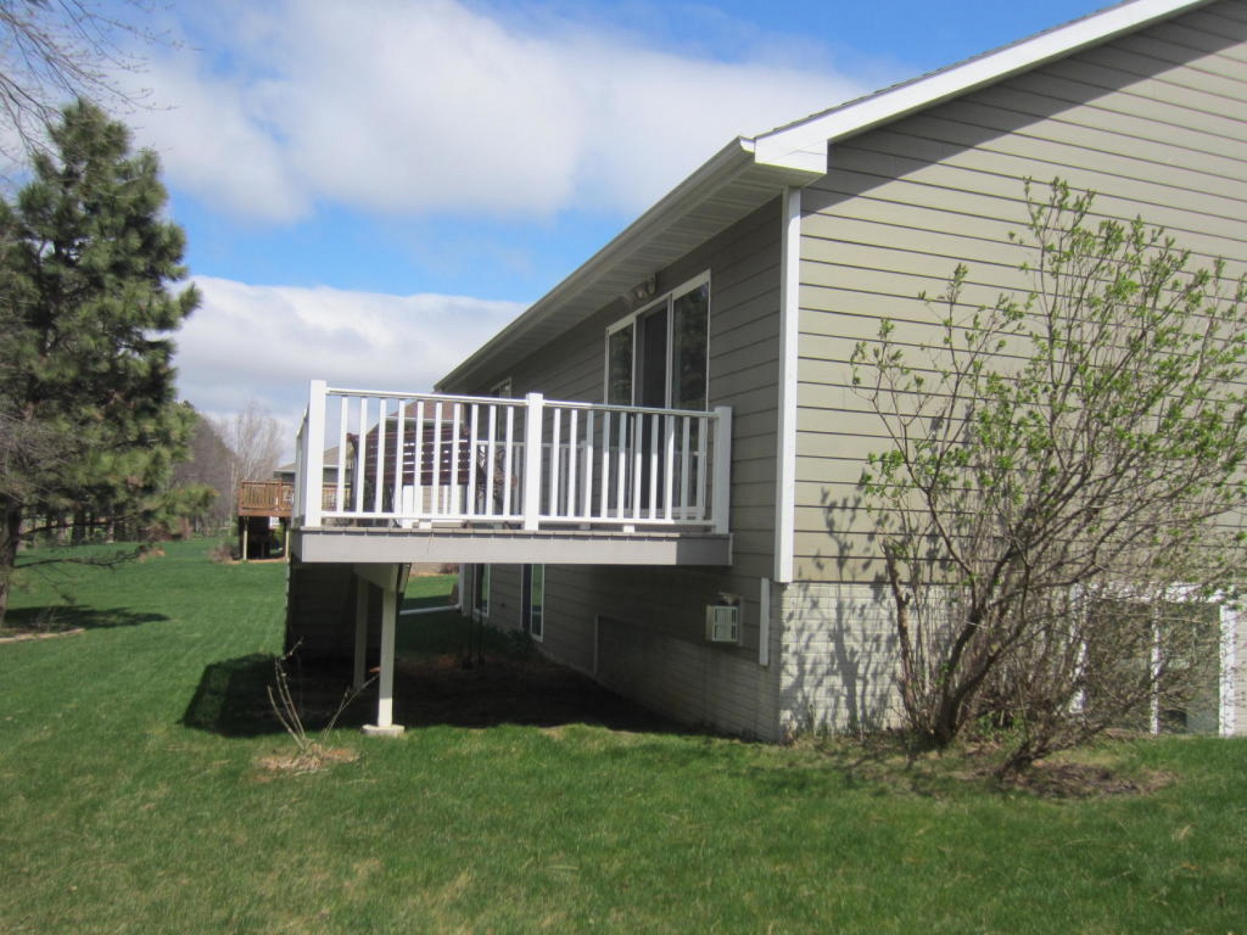 1718 Overlook Ridge Road, Brookings, SD 57006