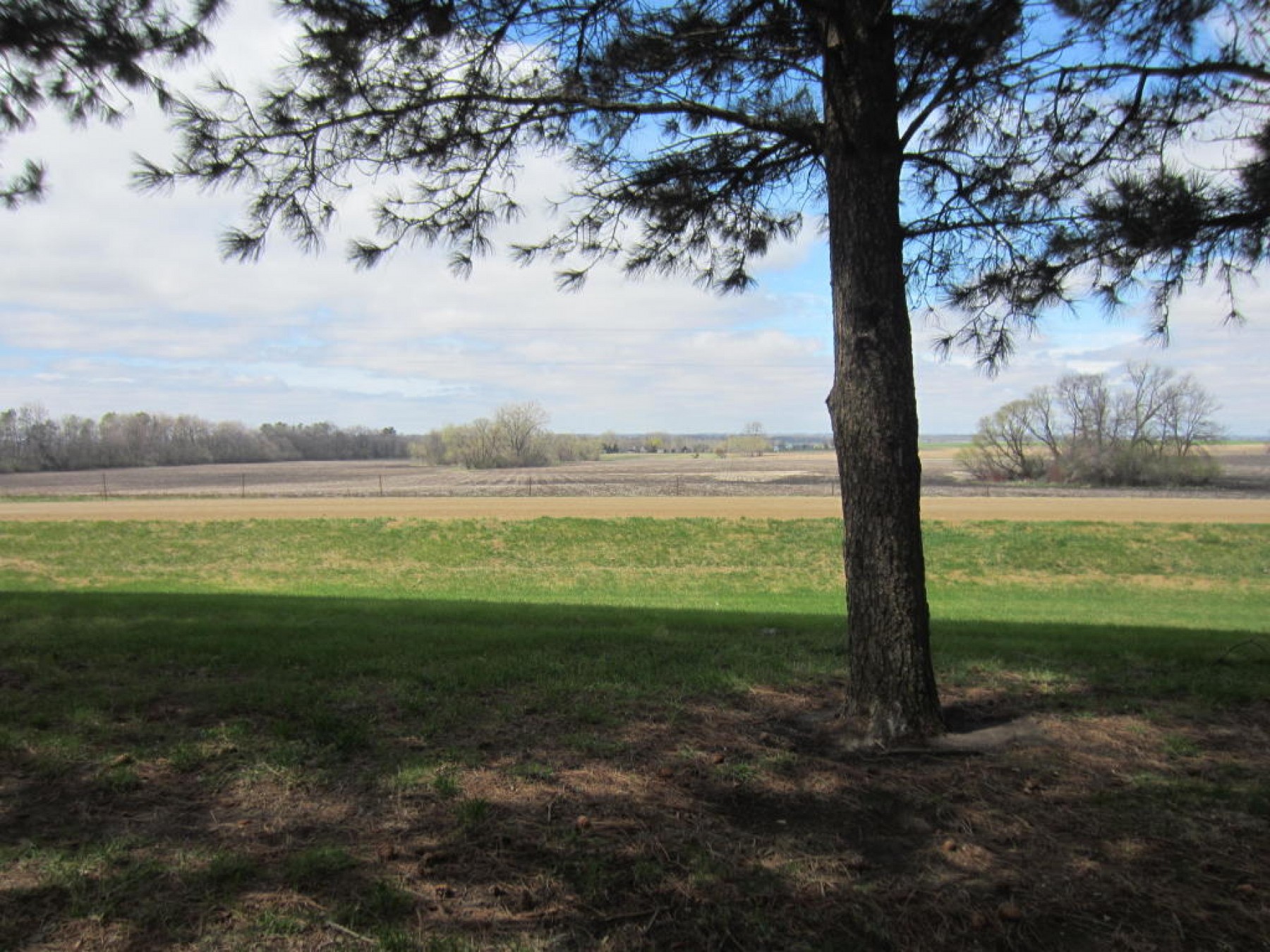 1718 Overlook Ridge Road, Brookings, SD 57006