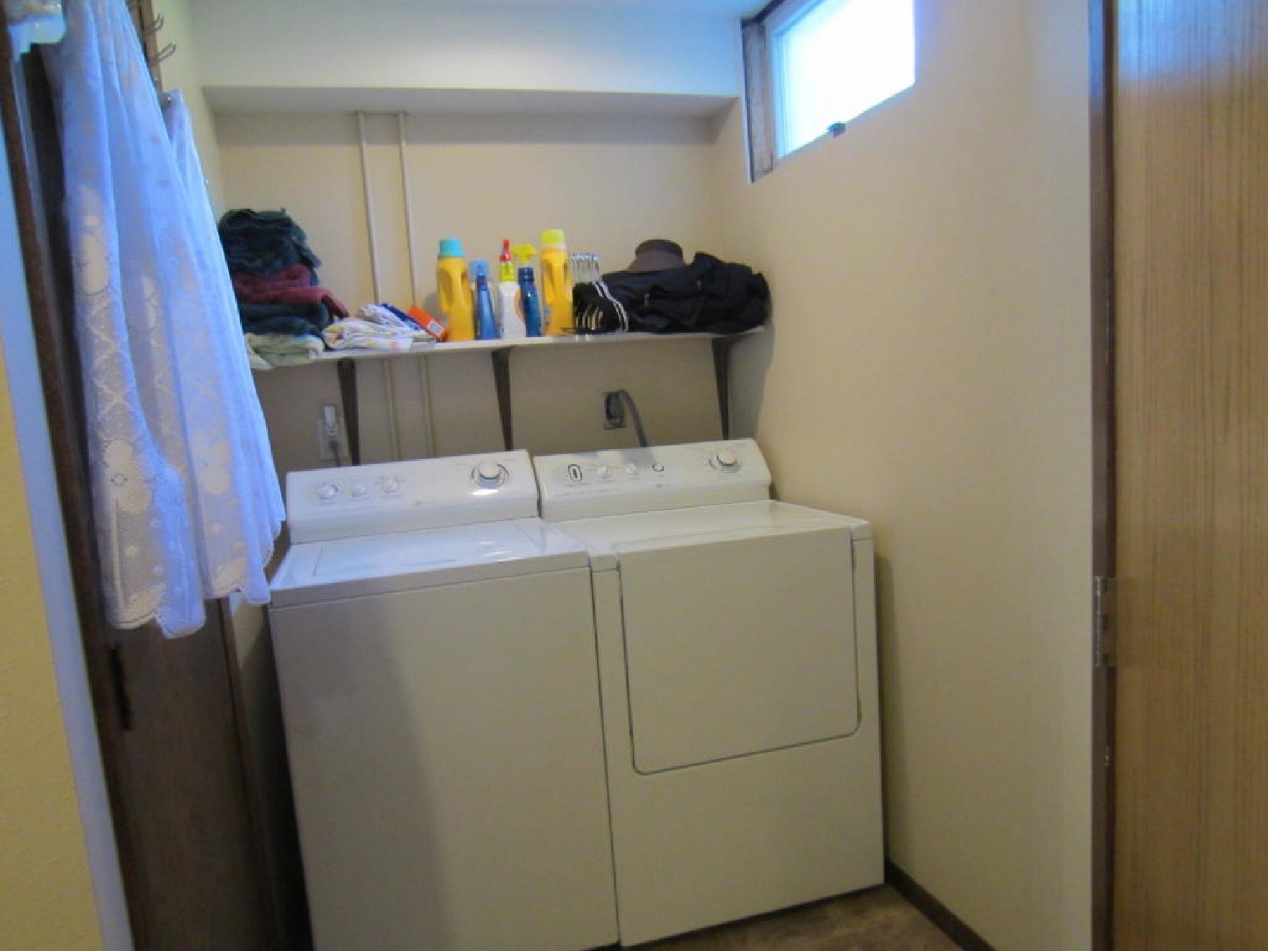 918 6th Avenue, Brookings, SD 57006