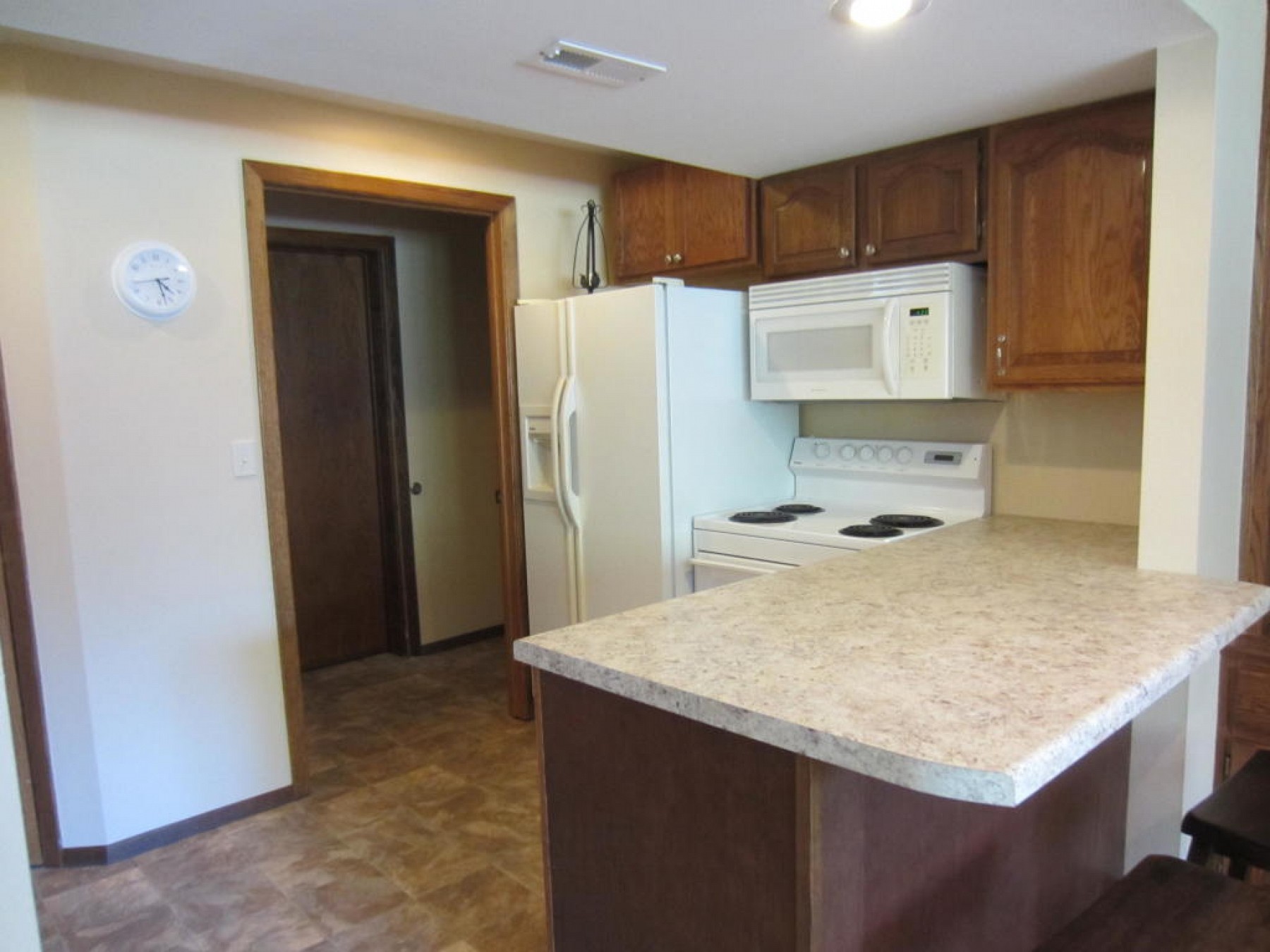 918 6th Avenue, Brookings, SD 57006