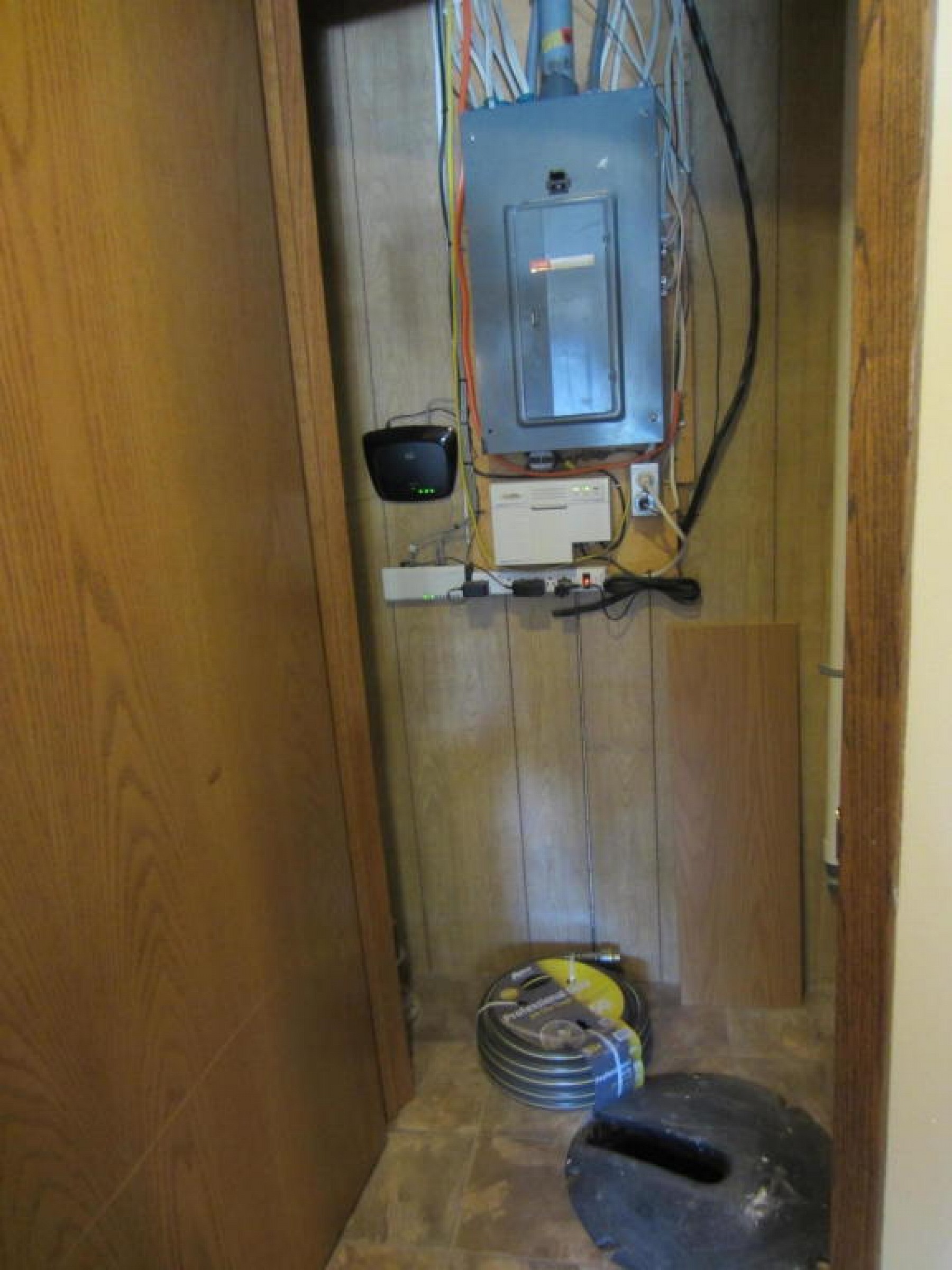 918 6th Avenue, Brookings, SD 57006