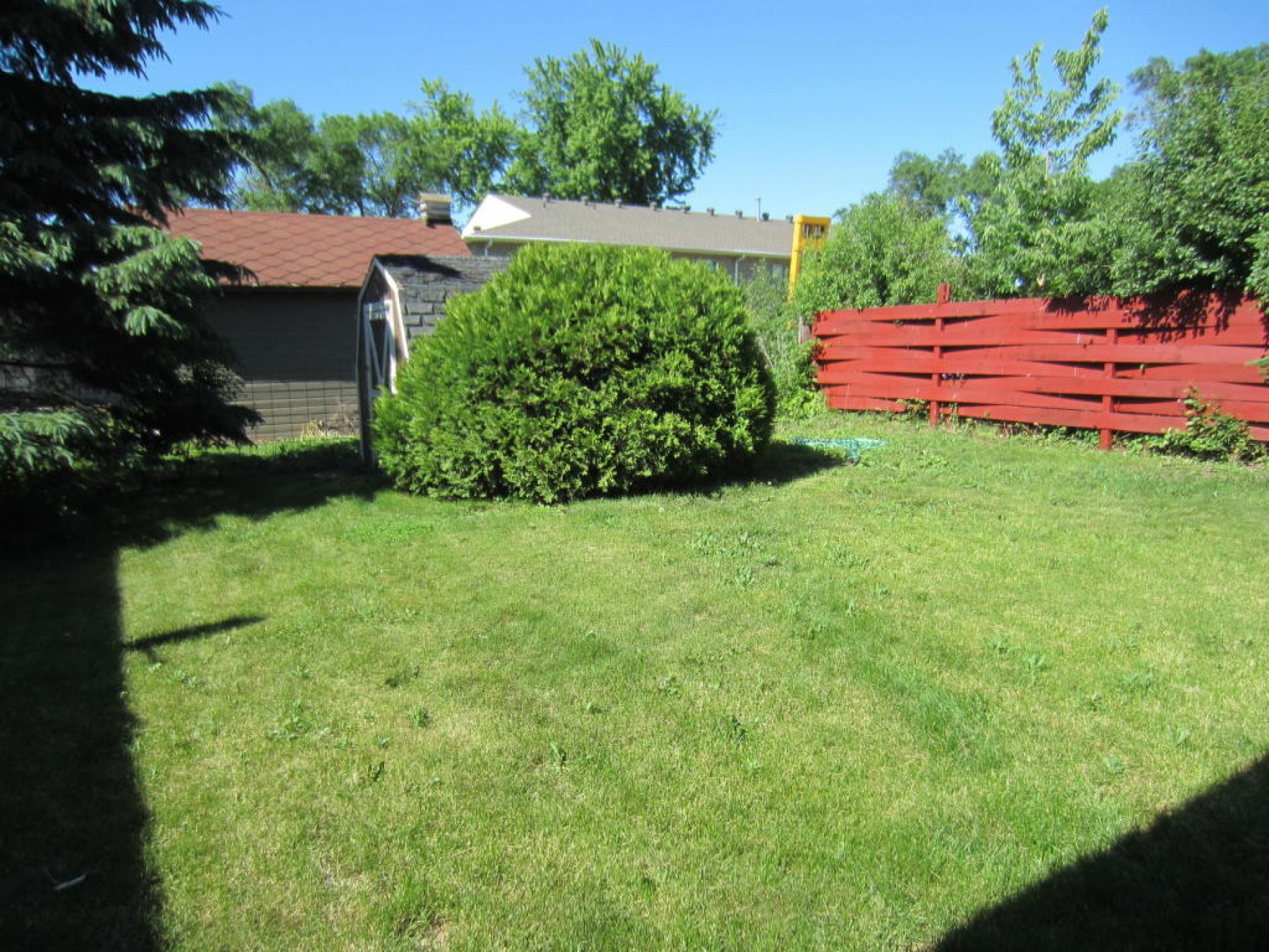 918 6th Avenue, Brookings, SD 57006