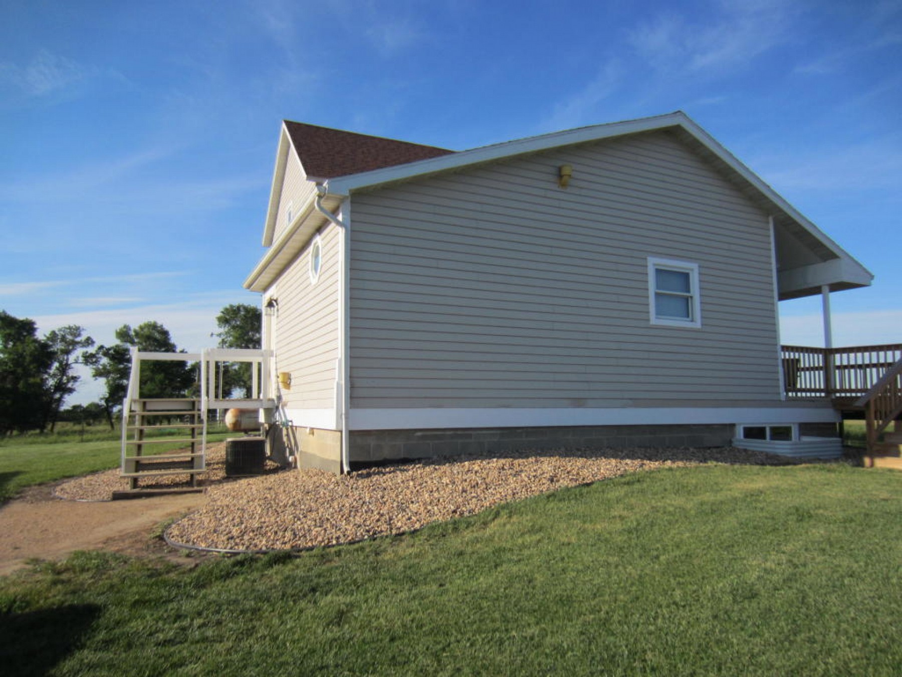 22609 471St Avenue, Colman, SD 57017