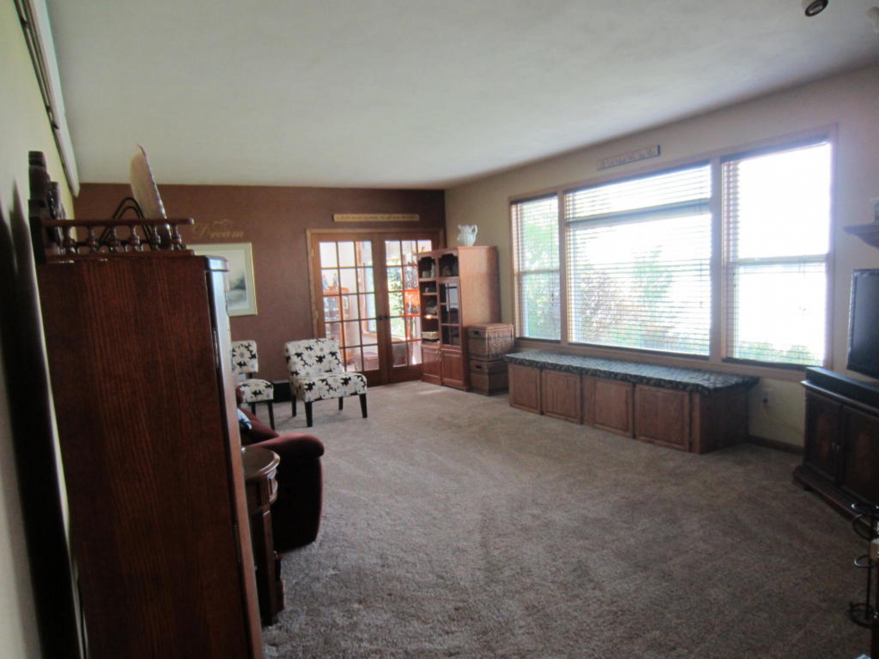 46784 220th Street, Brookings, SD 57006