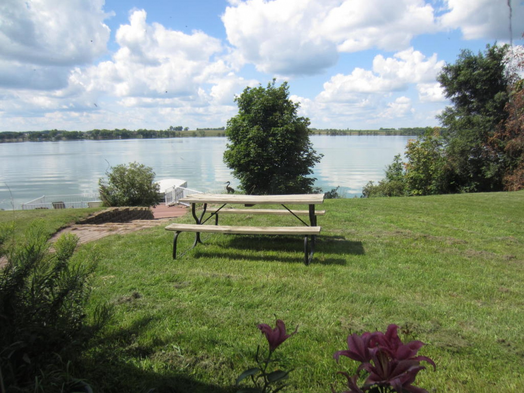 46784 220th Street, Brookings, SD 57006