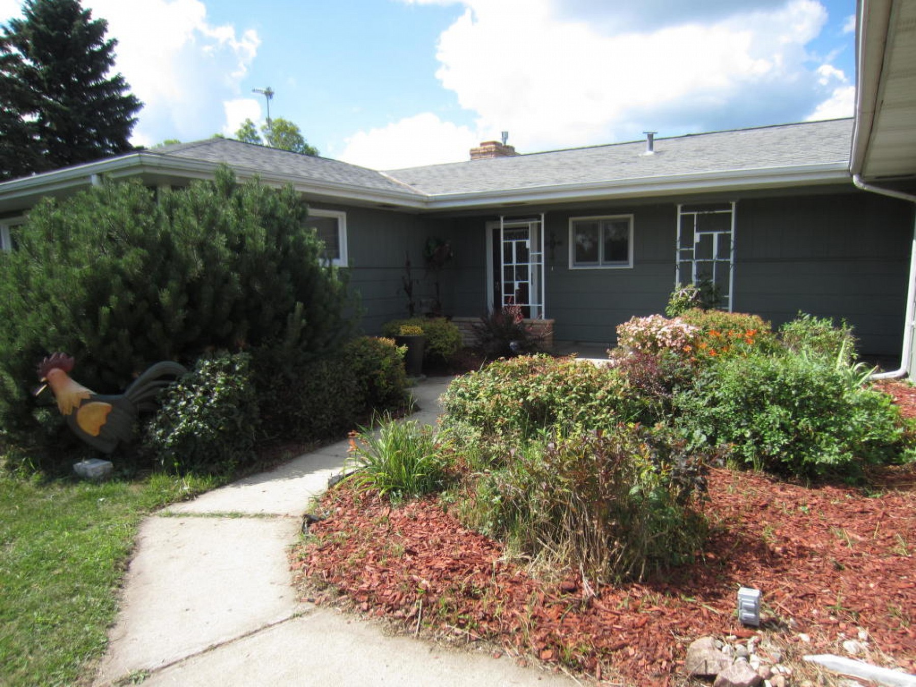 46784 220th Street, Brookings, SD 57006