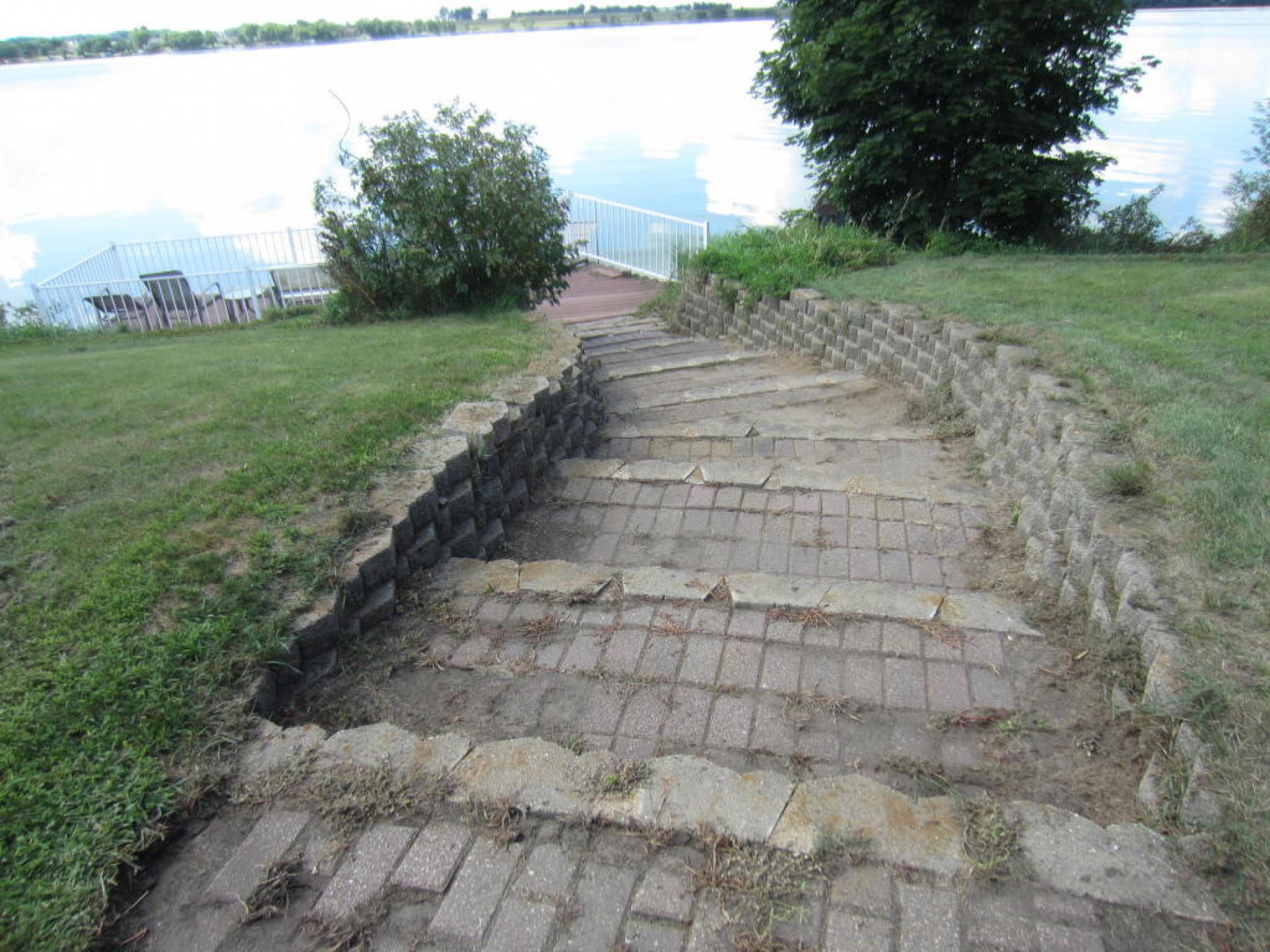 46784 220th Street, Brookings, SD 57006