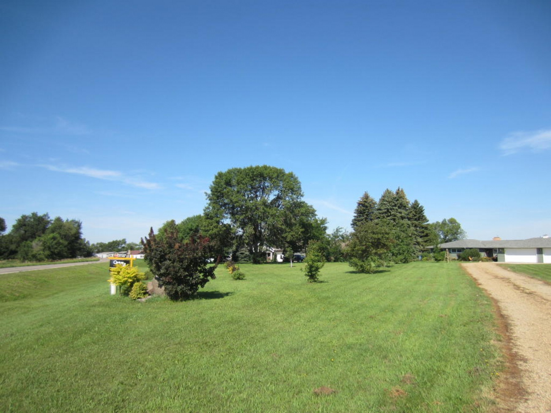 46784 220th Street, Brookings, SD 57006