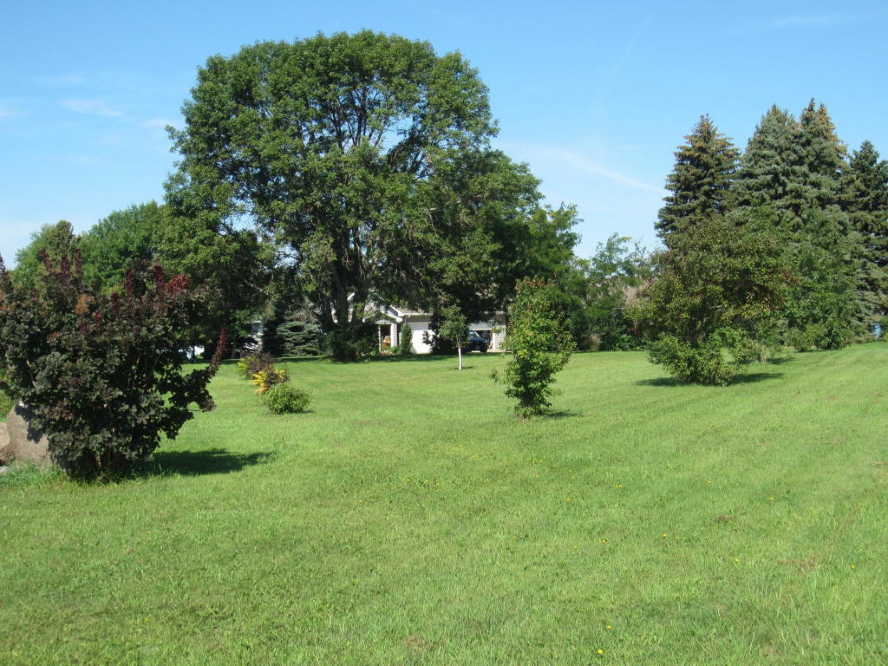 46784 220th Street, Brookings, SD 57006