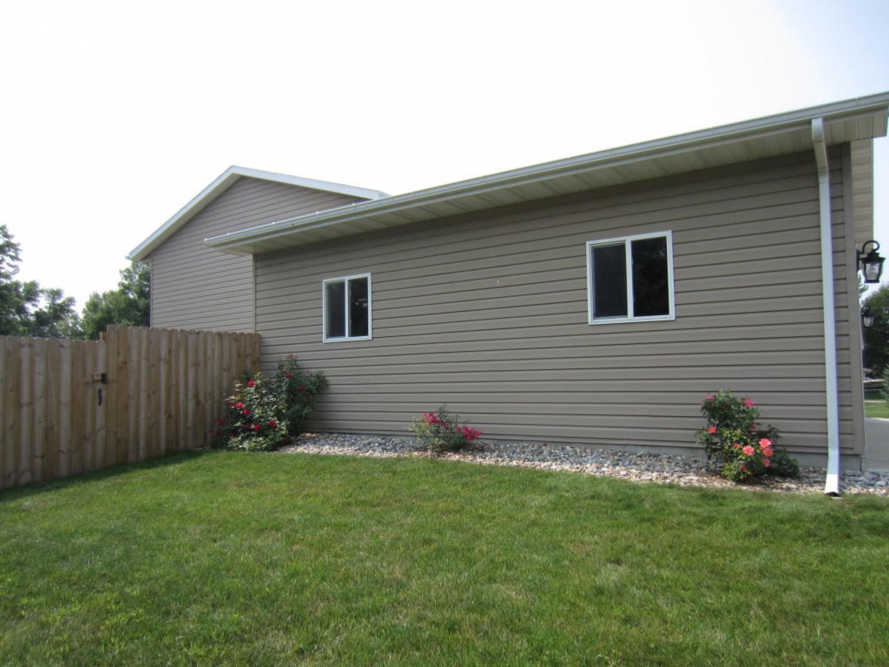 210 35th Street S, Brookings, SD 57006