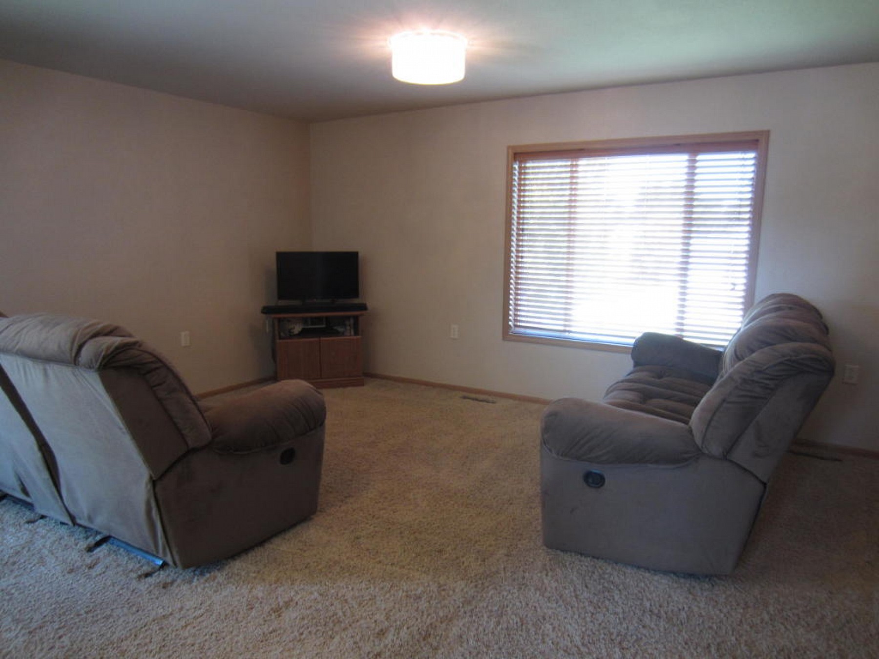 210 35th Street S, Brookings, SD 57006