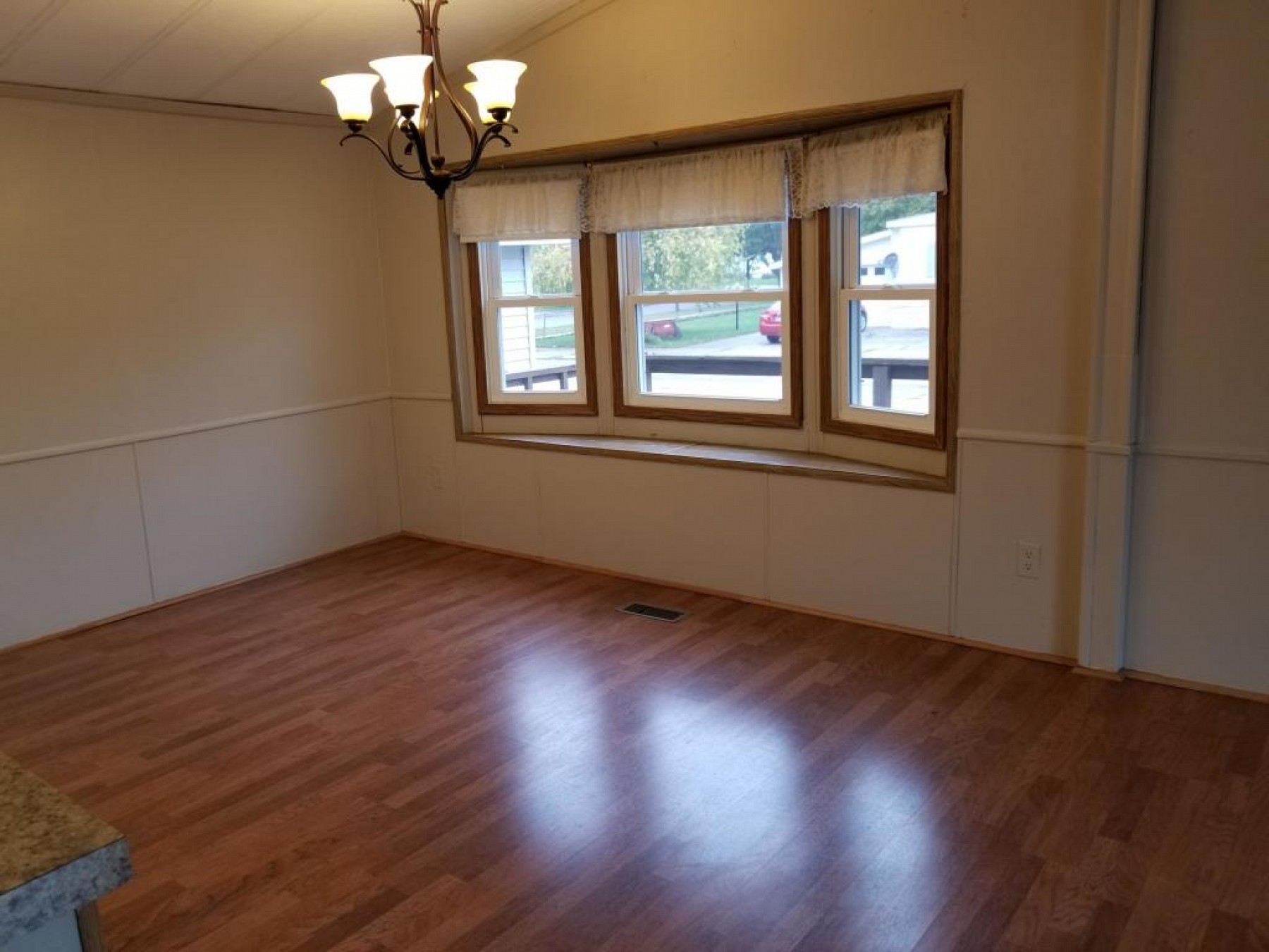 410 Medary Avenue S, Brookings, SD 57006