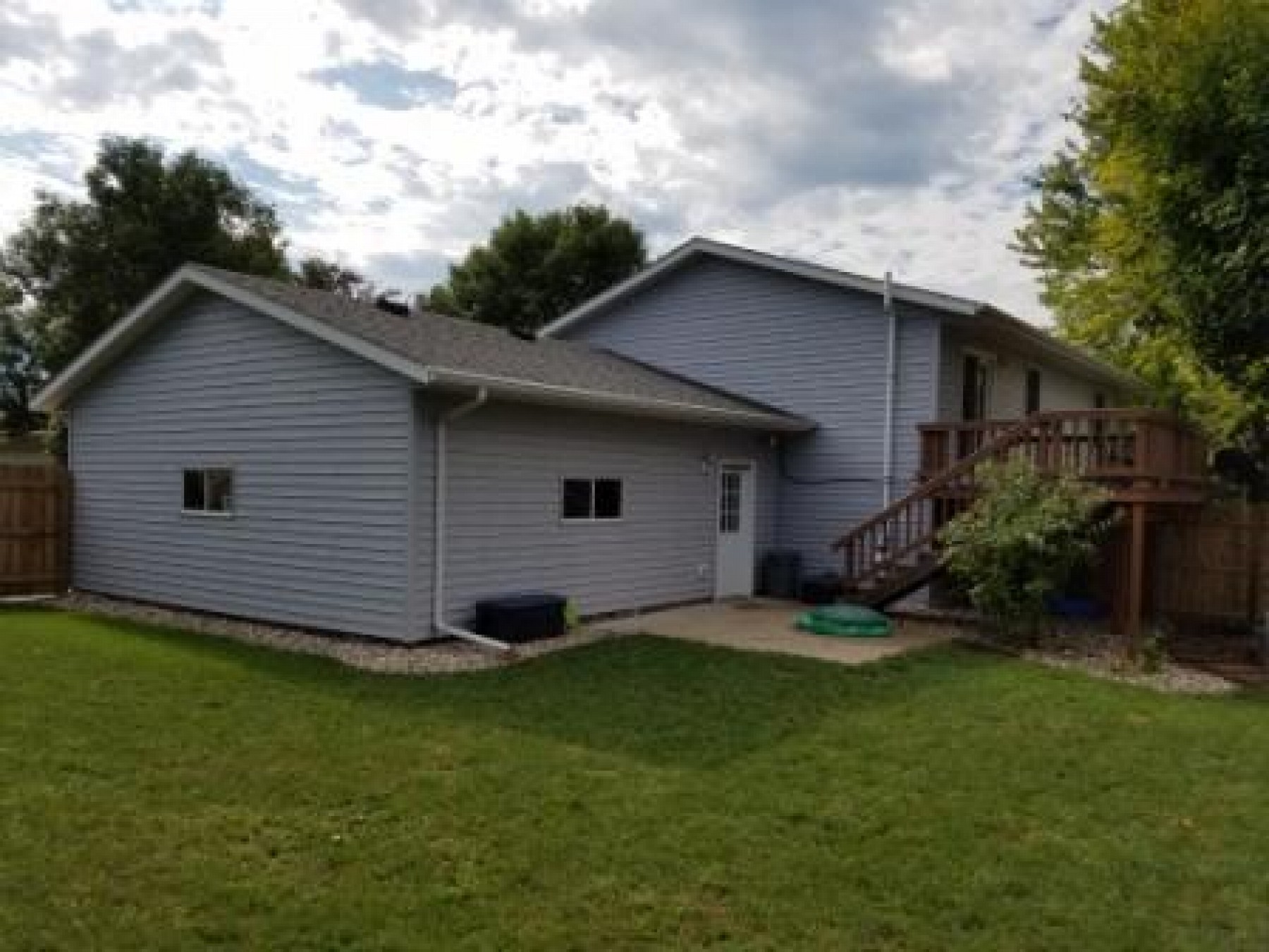 1216 Windsor Drive, Brookings, SD 57006