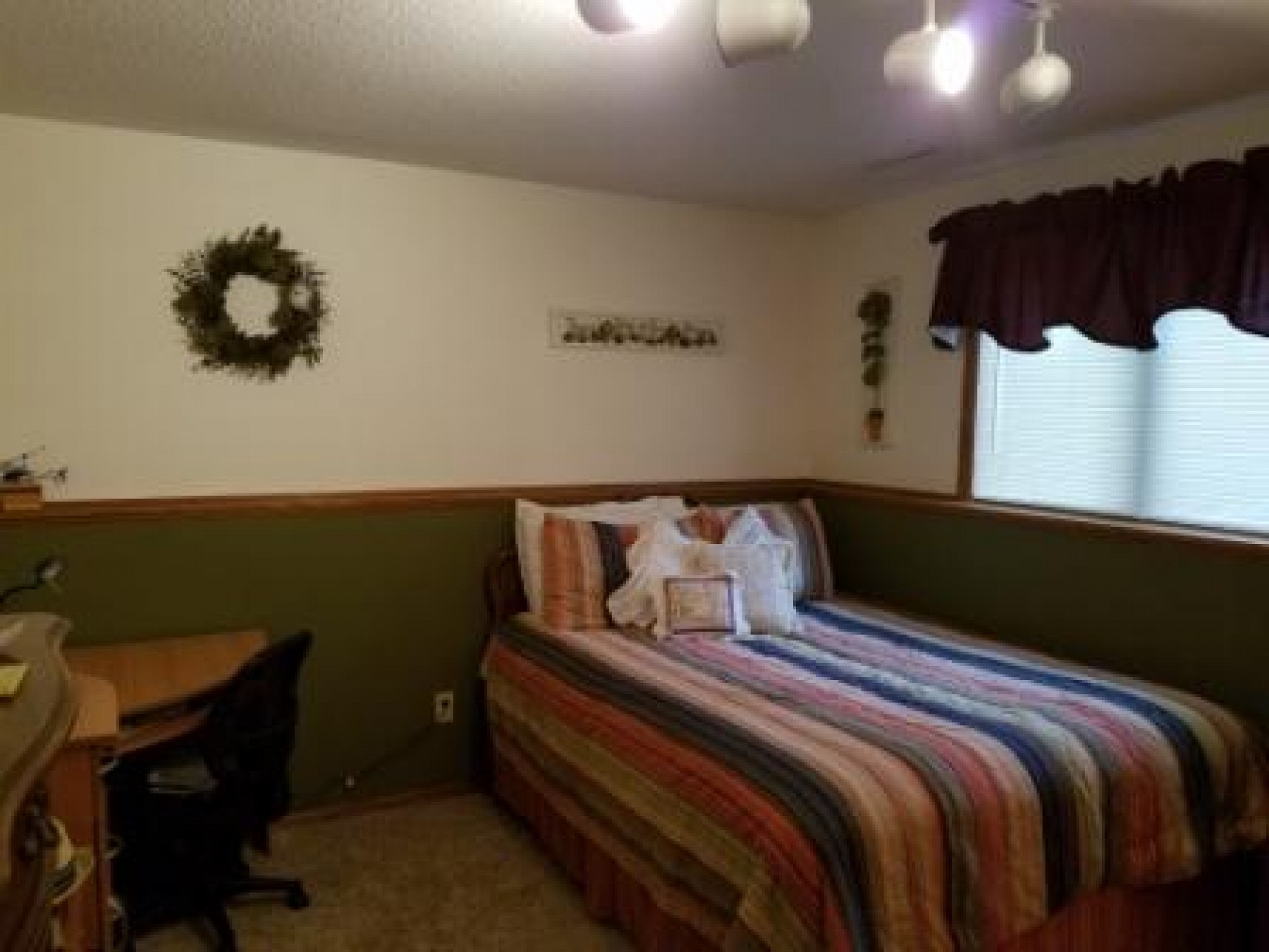 1216 Windsor Drive, Brookings, SD 57006