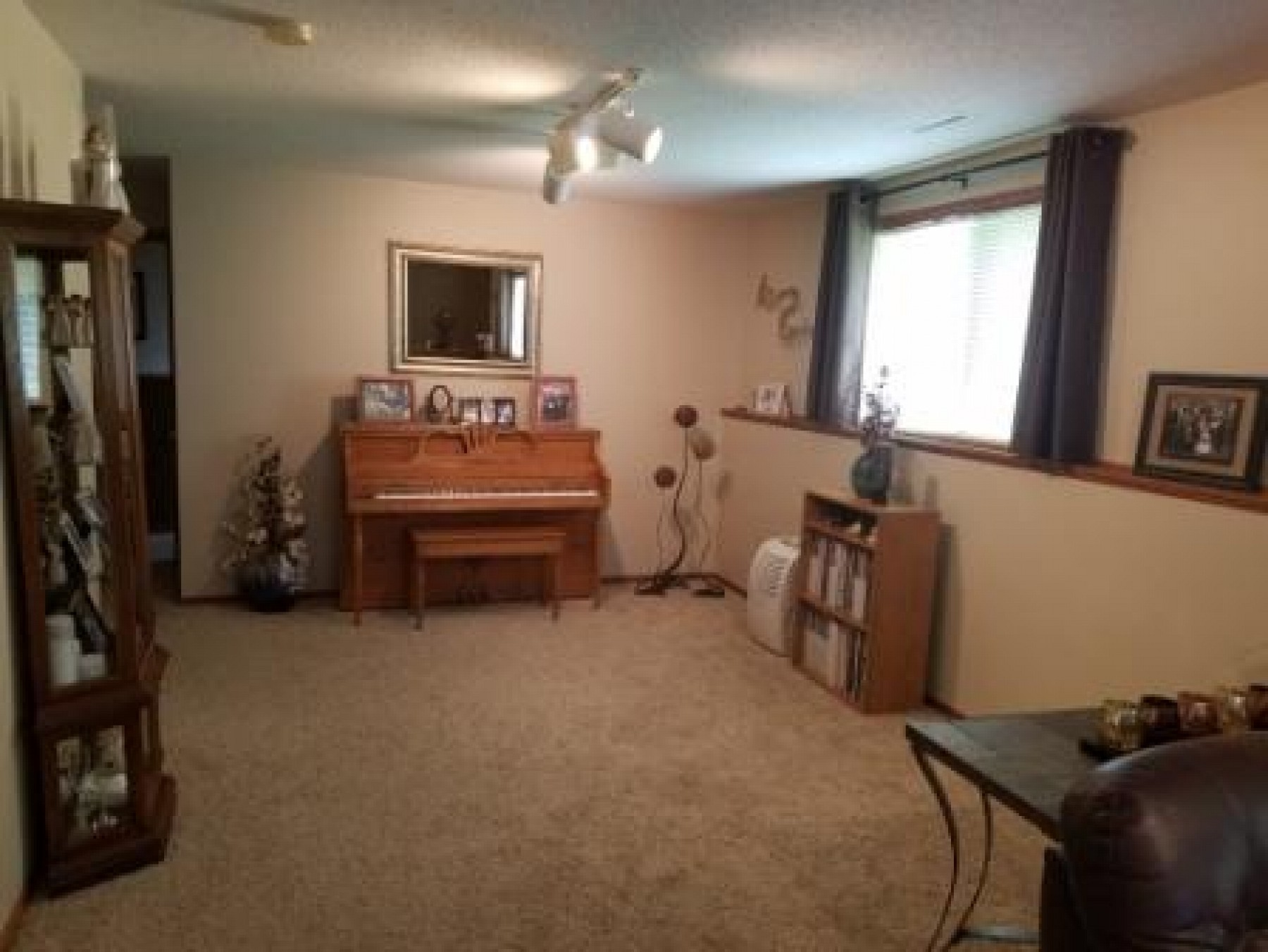 1216 Windsor Drive, Brookings, SD 57006