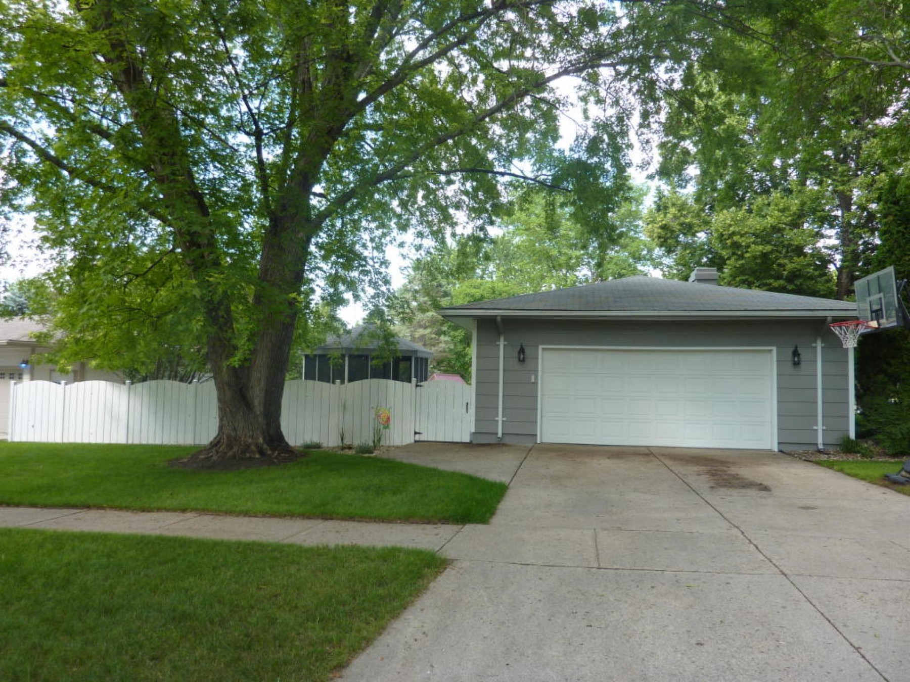 2003 Kansas Drive, Brookings, SD 57006