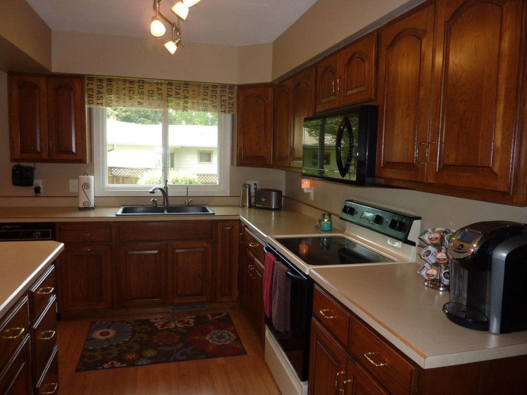 2003 Kansas Drive, Brookings, SD 57006