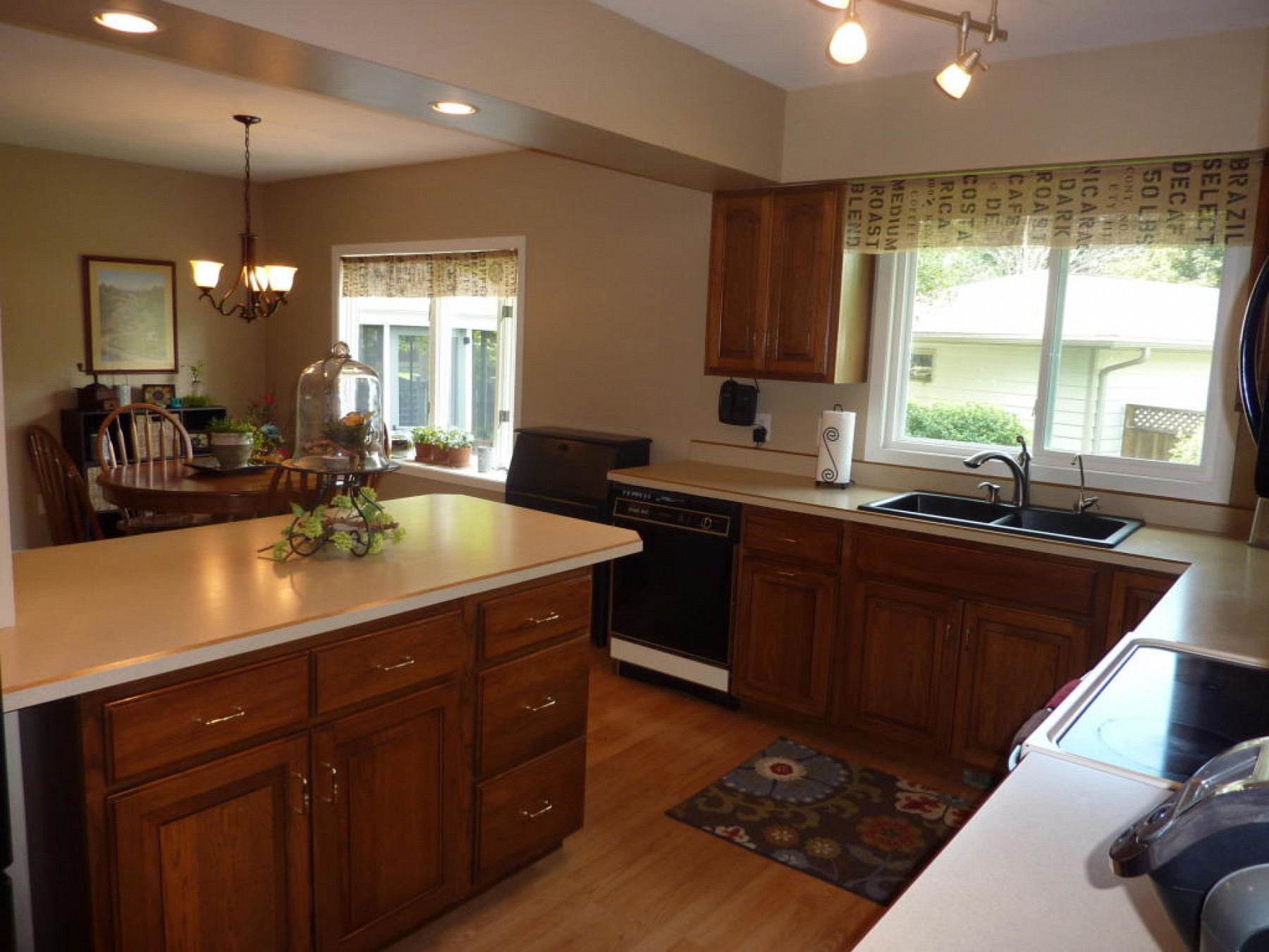 2003 Kansas Drive, Brookings, SD 57006