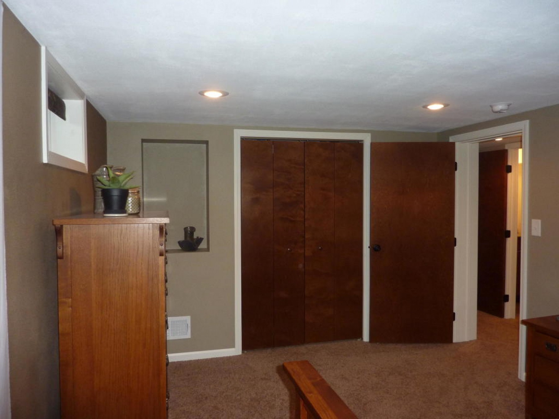 2003 Kansas Drive, Brookings, SD 57006