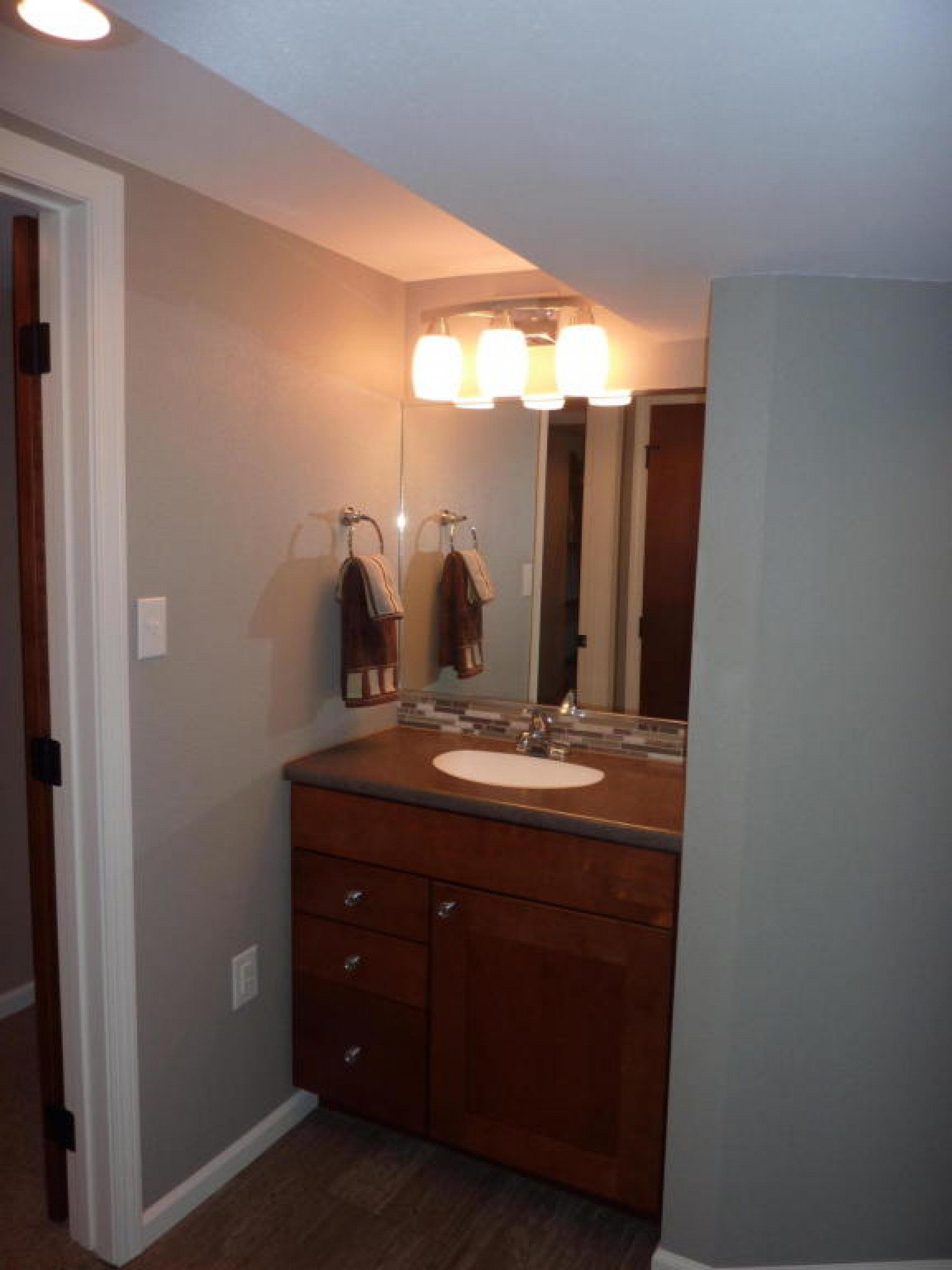 2003 Kansas Drive, Brookings, SD 57006