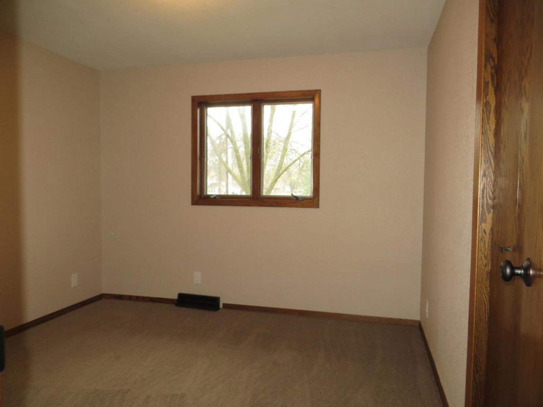 902 5th Street, Brookings, SD 57006