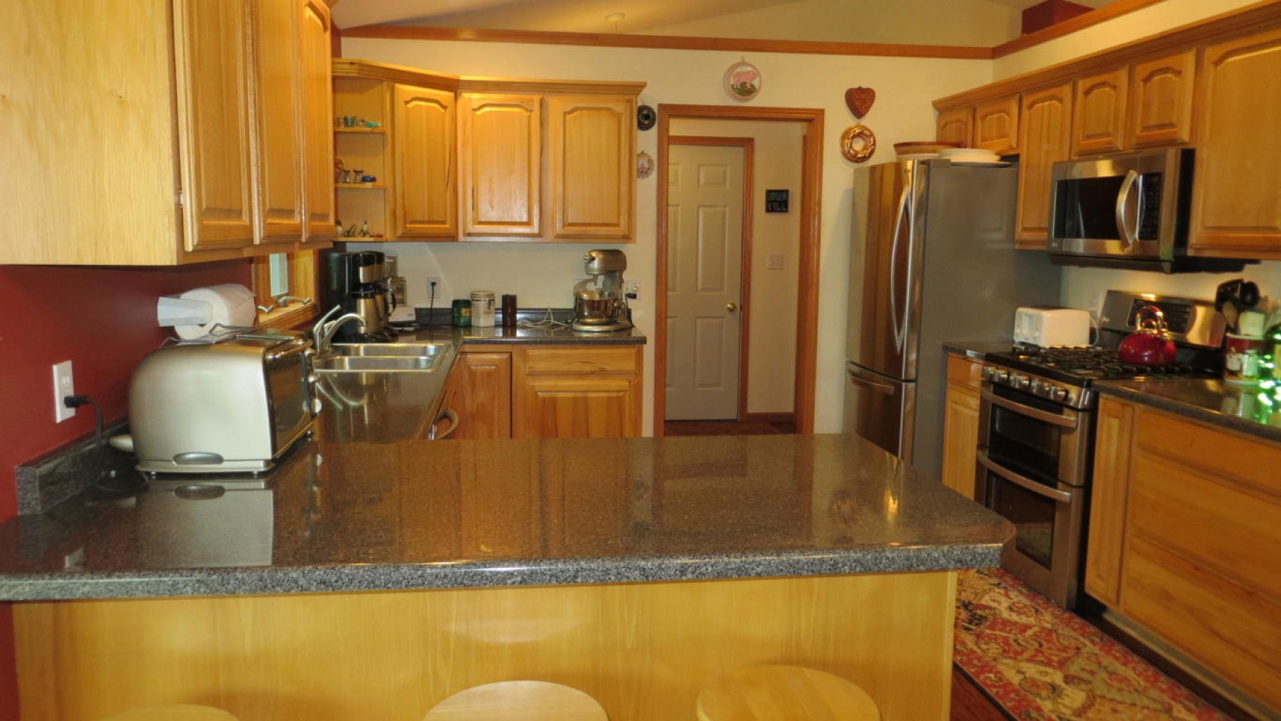 810 Pamela Drive, Brookings, SD 57006