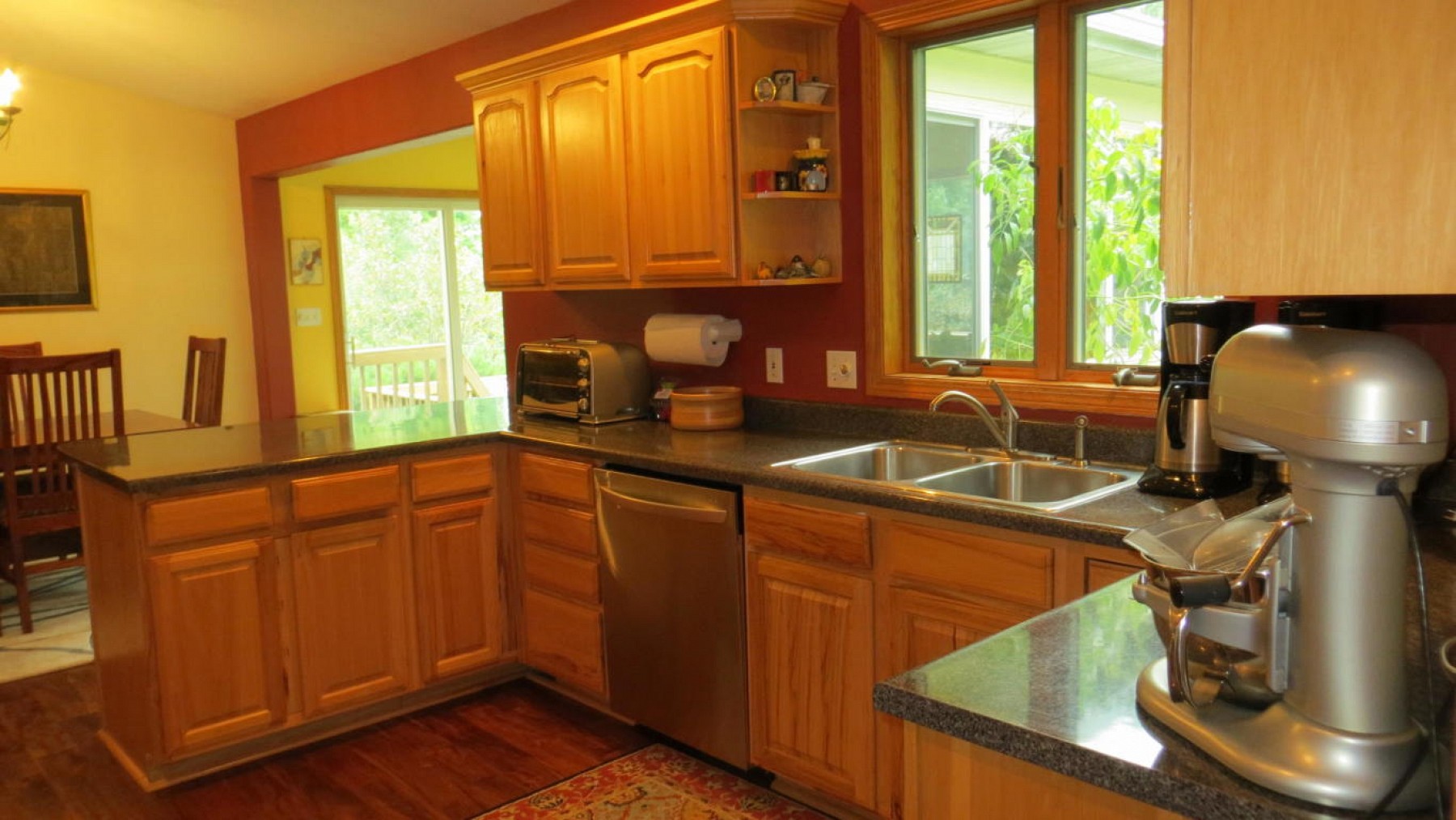 810 Pamela Drive, Brookings, SD 57006